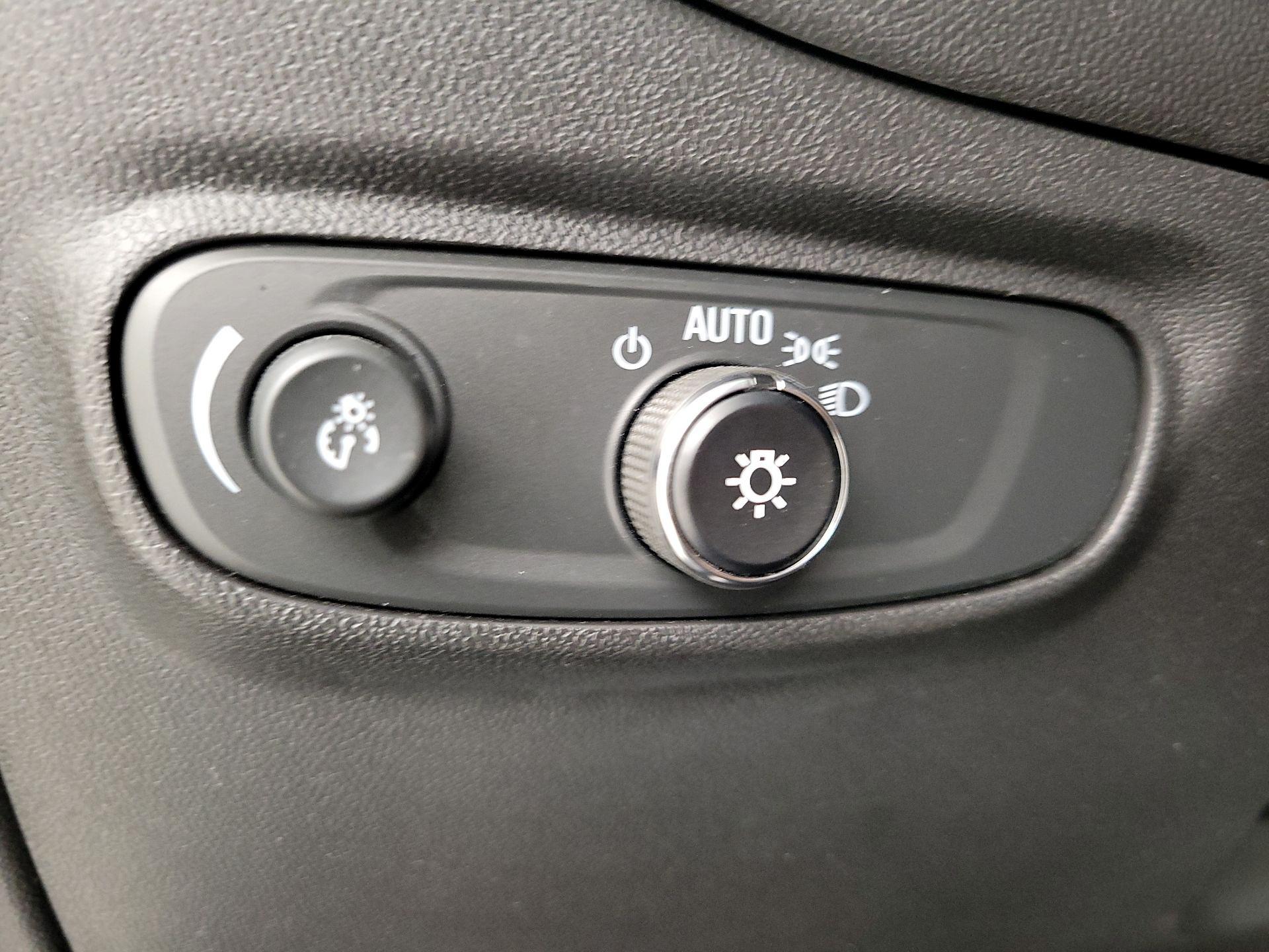 Thumbnail: 2024 Chevrolet Equinox - 13