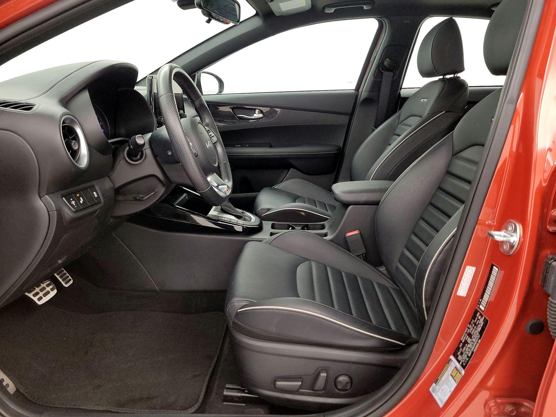 Thumbnail: 2023 Kia Forte - 11