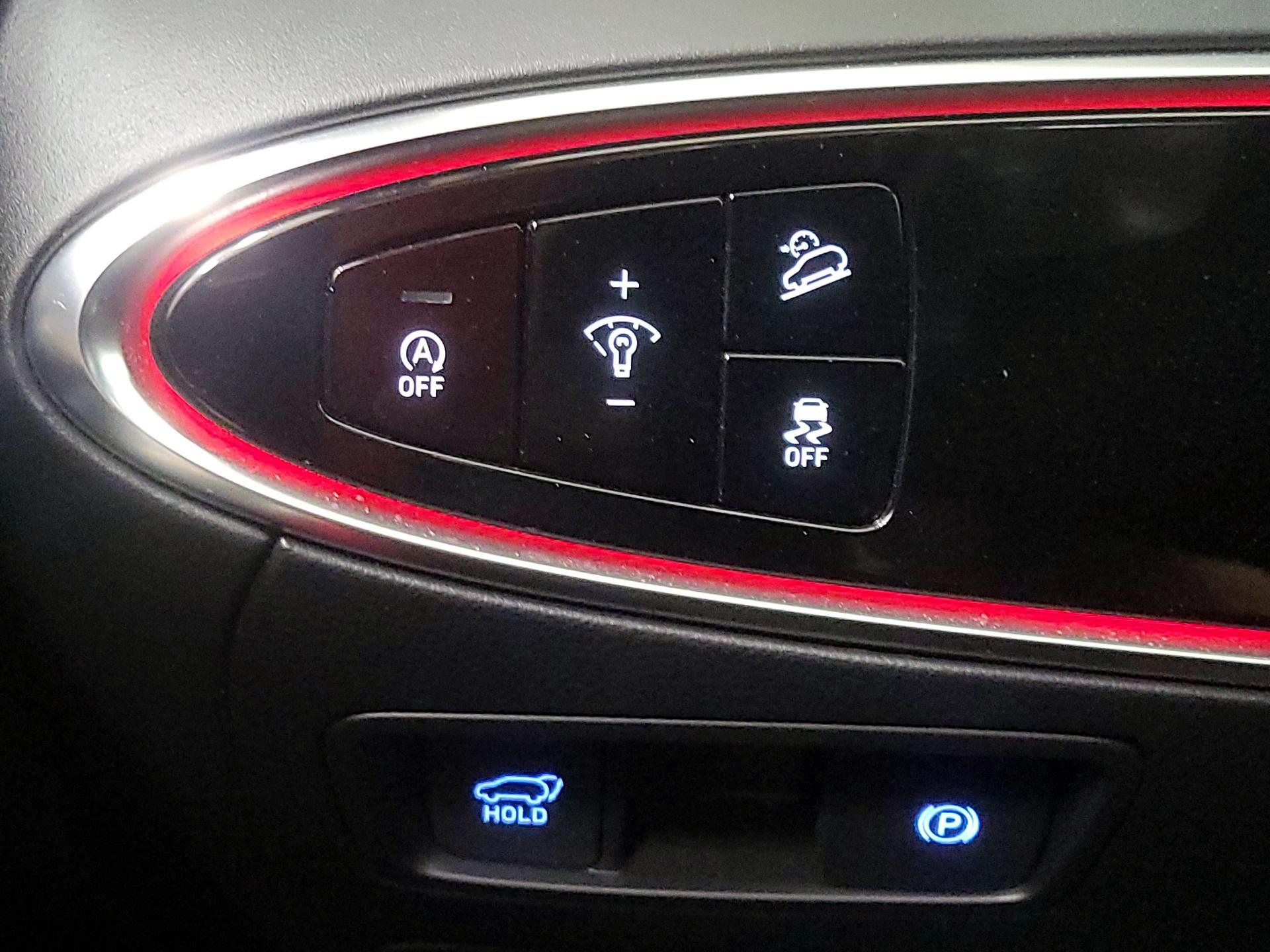 Thumbnail: 2023 Genesis GV70 - 13