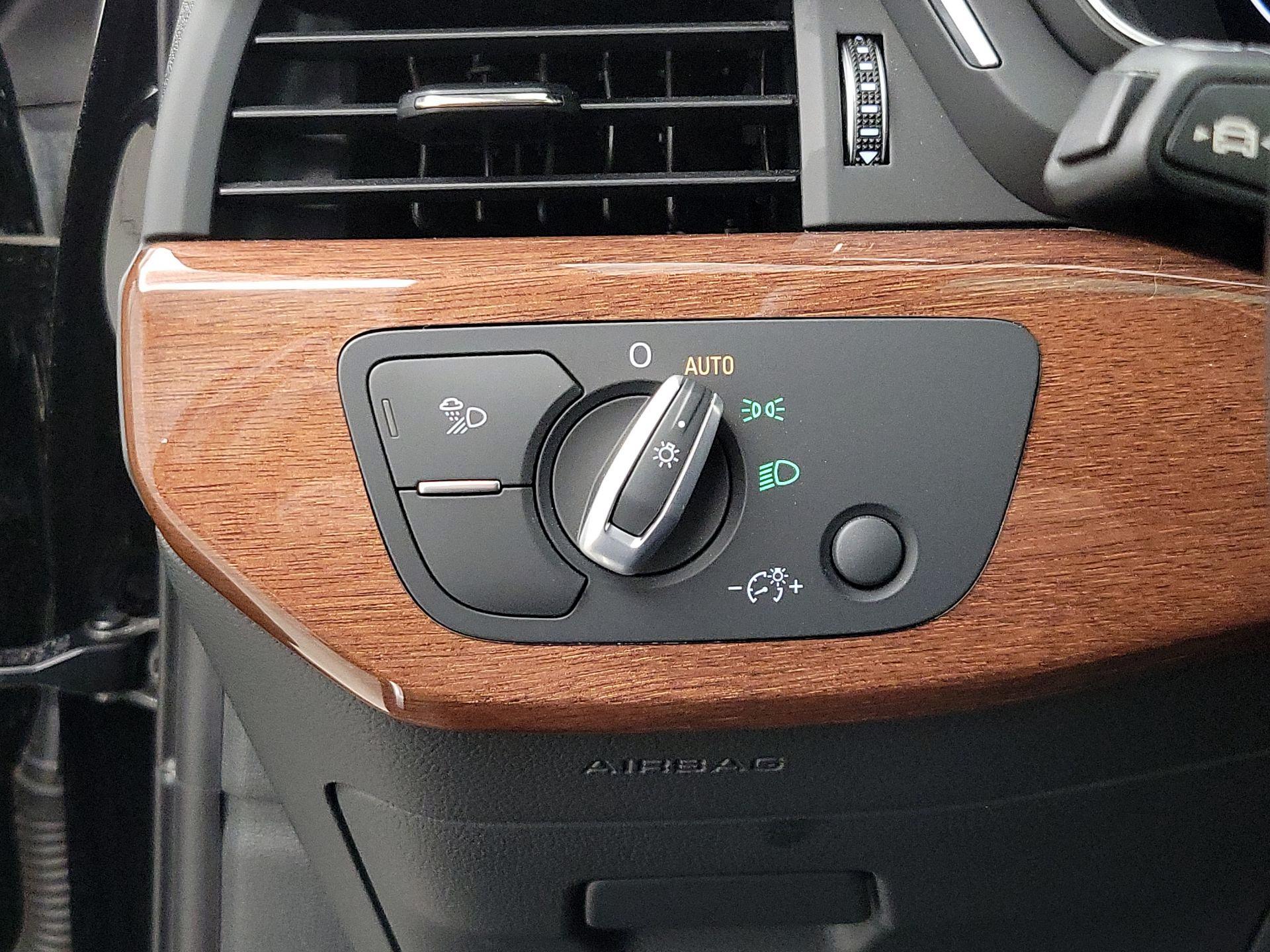 Thumbnail: 2022 Audi A4 - 13