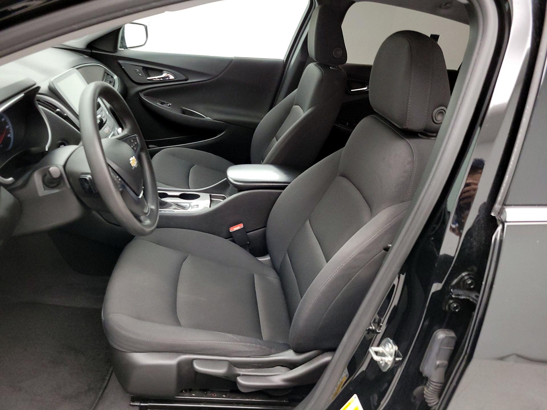 Thumbnail: 2023 Chevrolet Malibu - 11