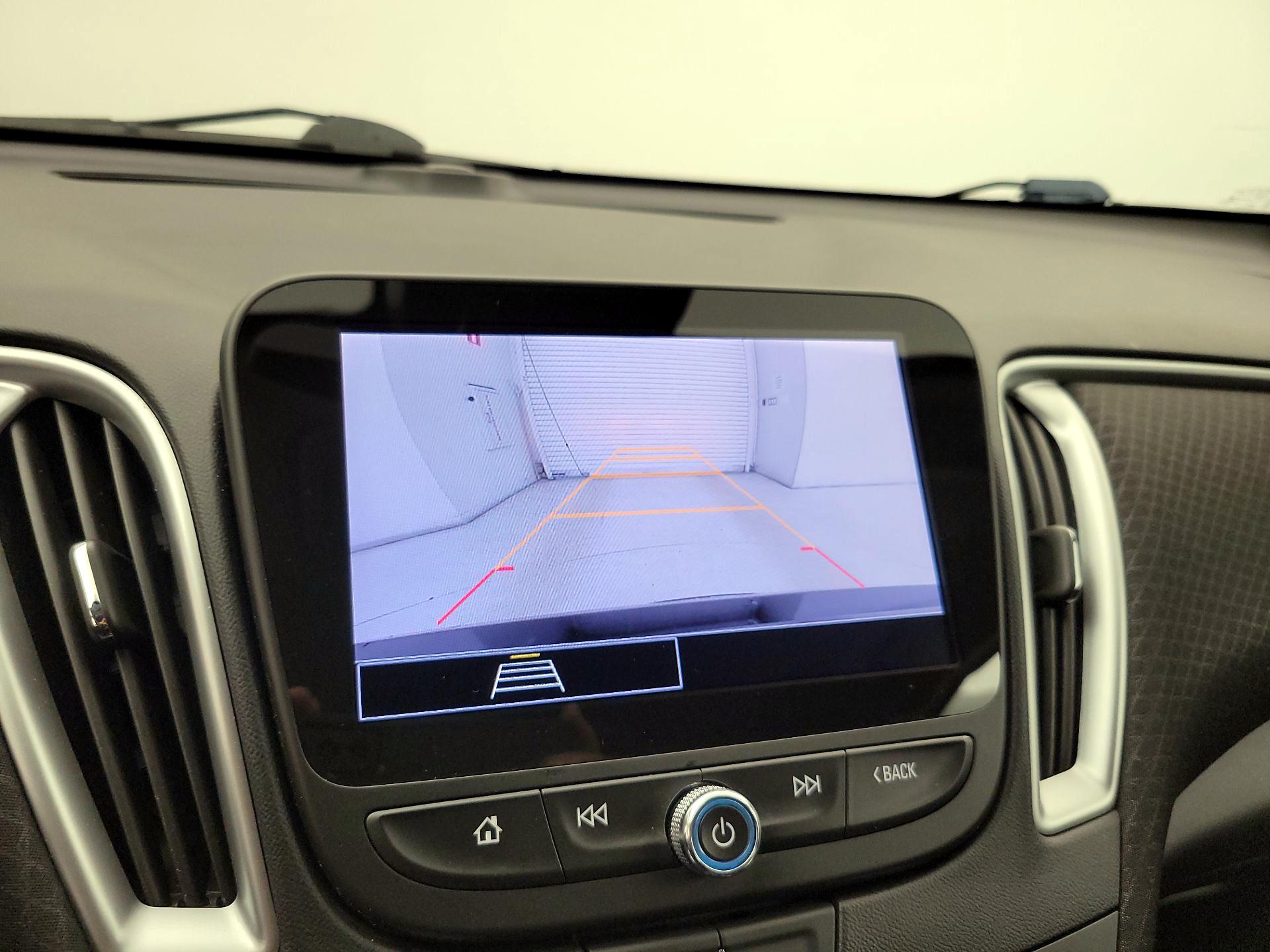 Thumbnail: 2023 Chevrolet Malibu - 14