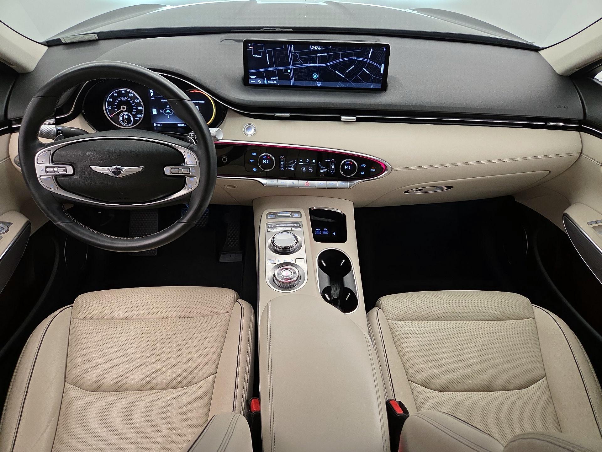 Thumbnail: 2023 Genesis GV70 - 9