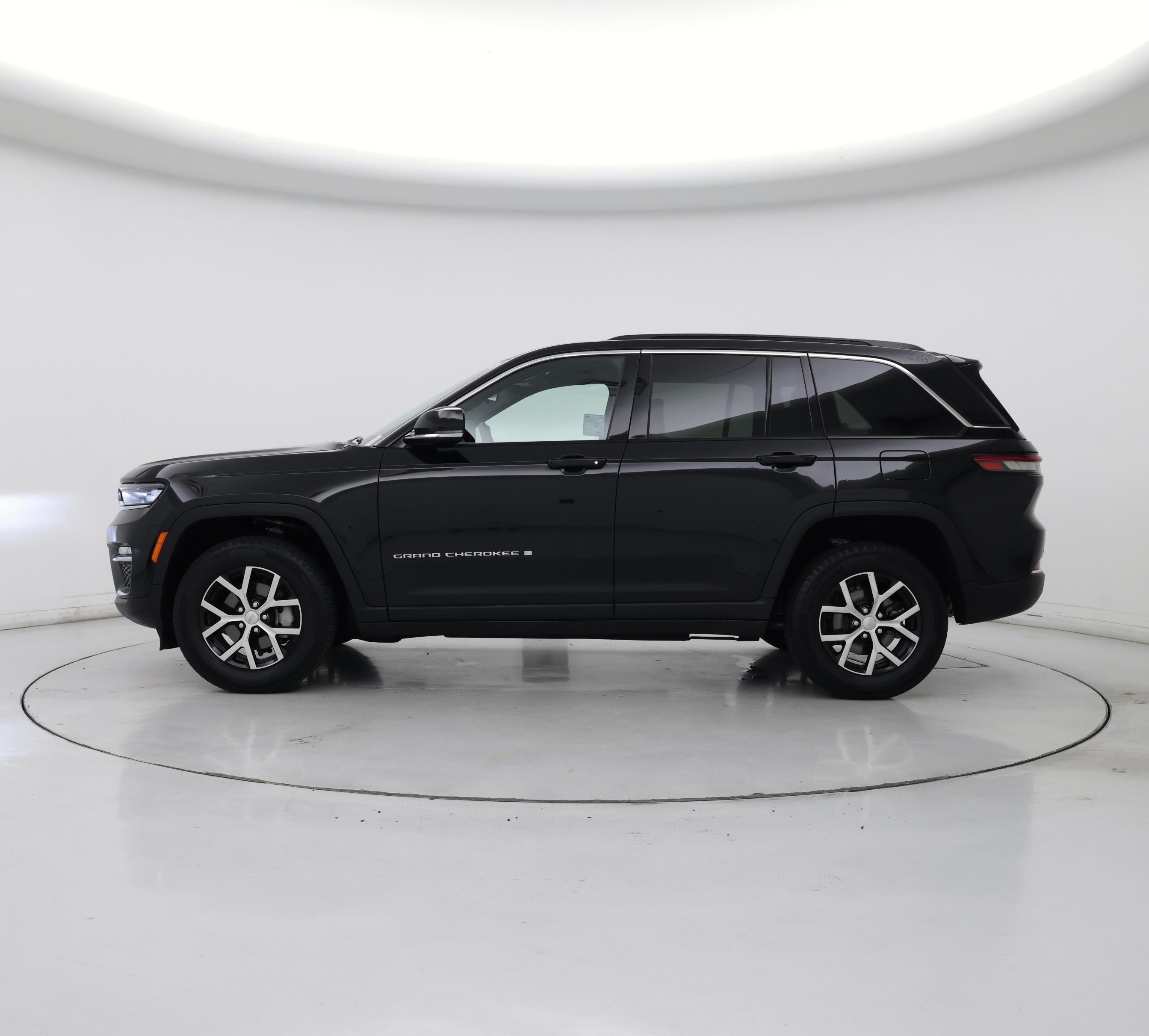 Thumbnail: 2024 Jeep Grand Cherokee - 3