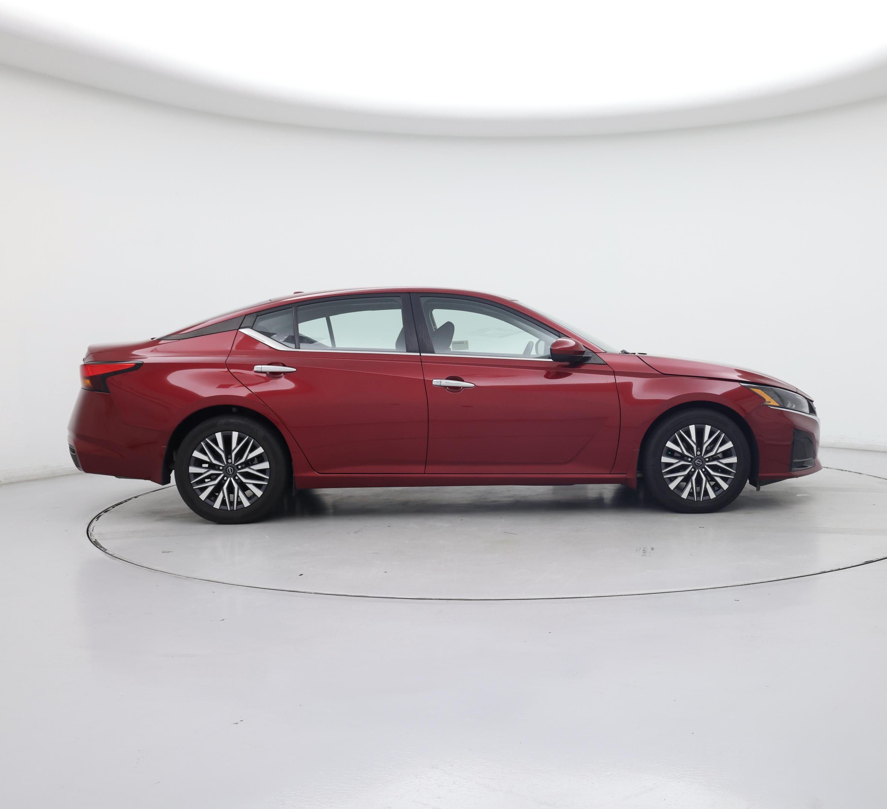 Thumbnail: 2023 Nissan Altima - 7