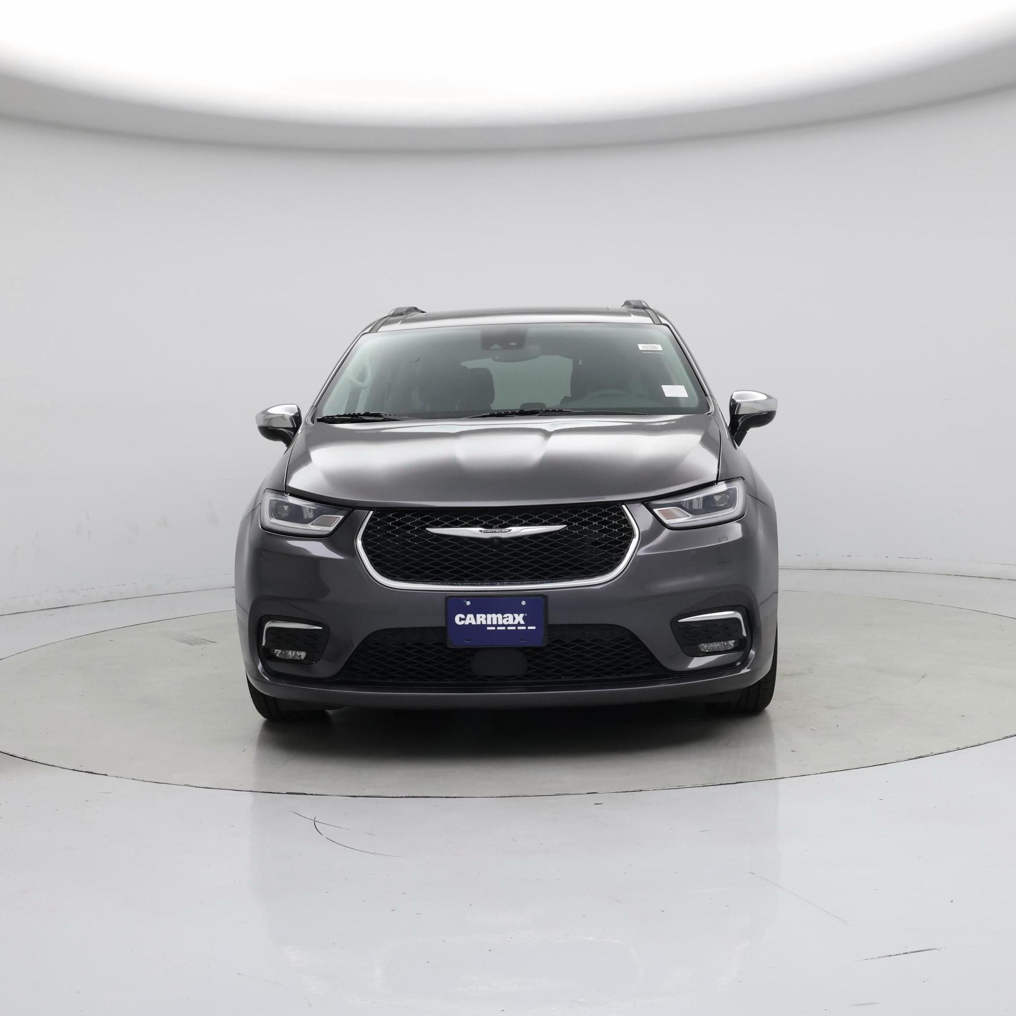 Thumbnail: 2023 Chrysler Pacifica - 5