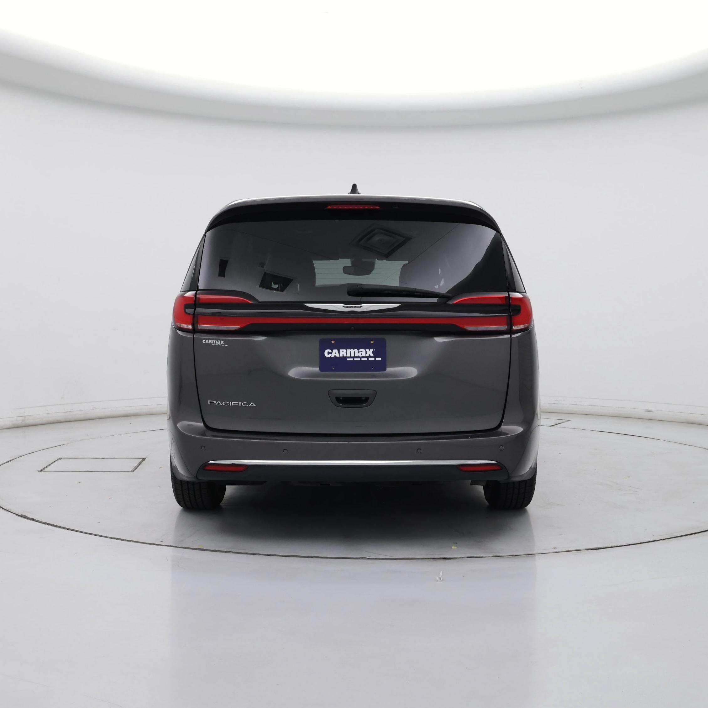 Thumbnail: 2023 Chrysler Pacifica - 6