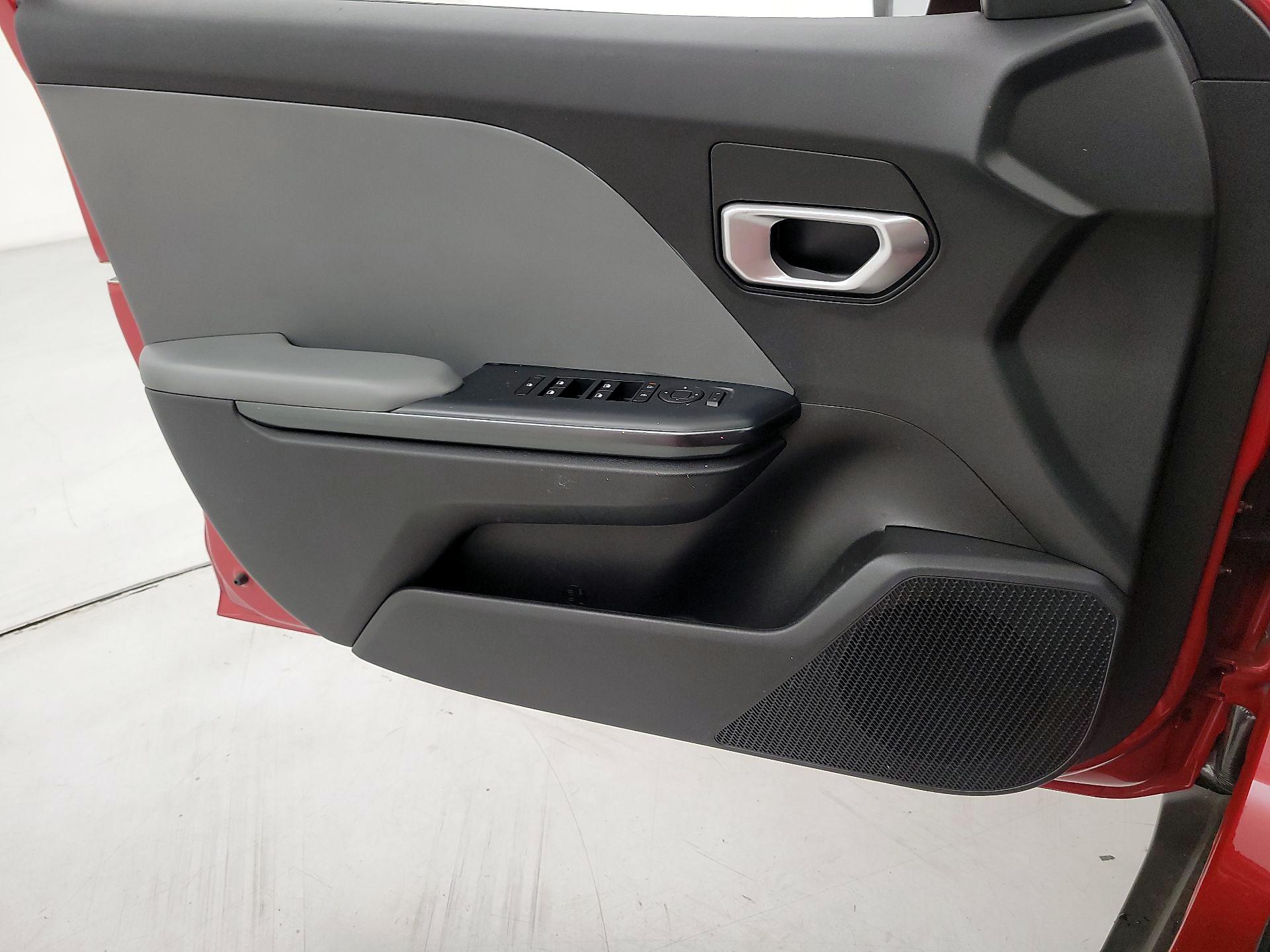 Thumbnail: 2025 Kia K4 - 12