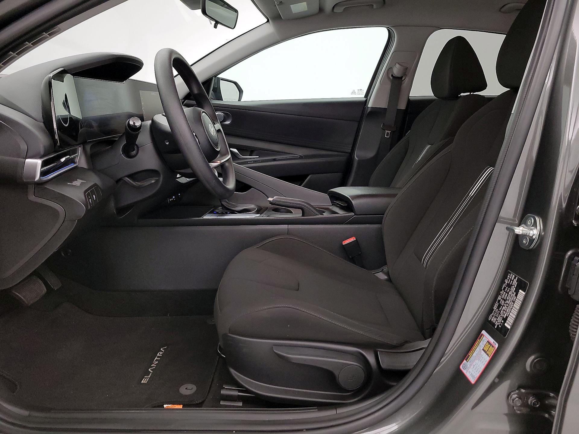 Thumbnail: 2024 Hyundai Elantra - 11