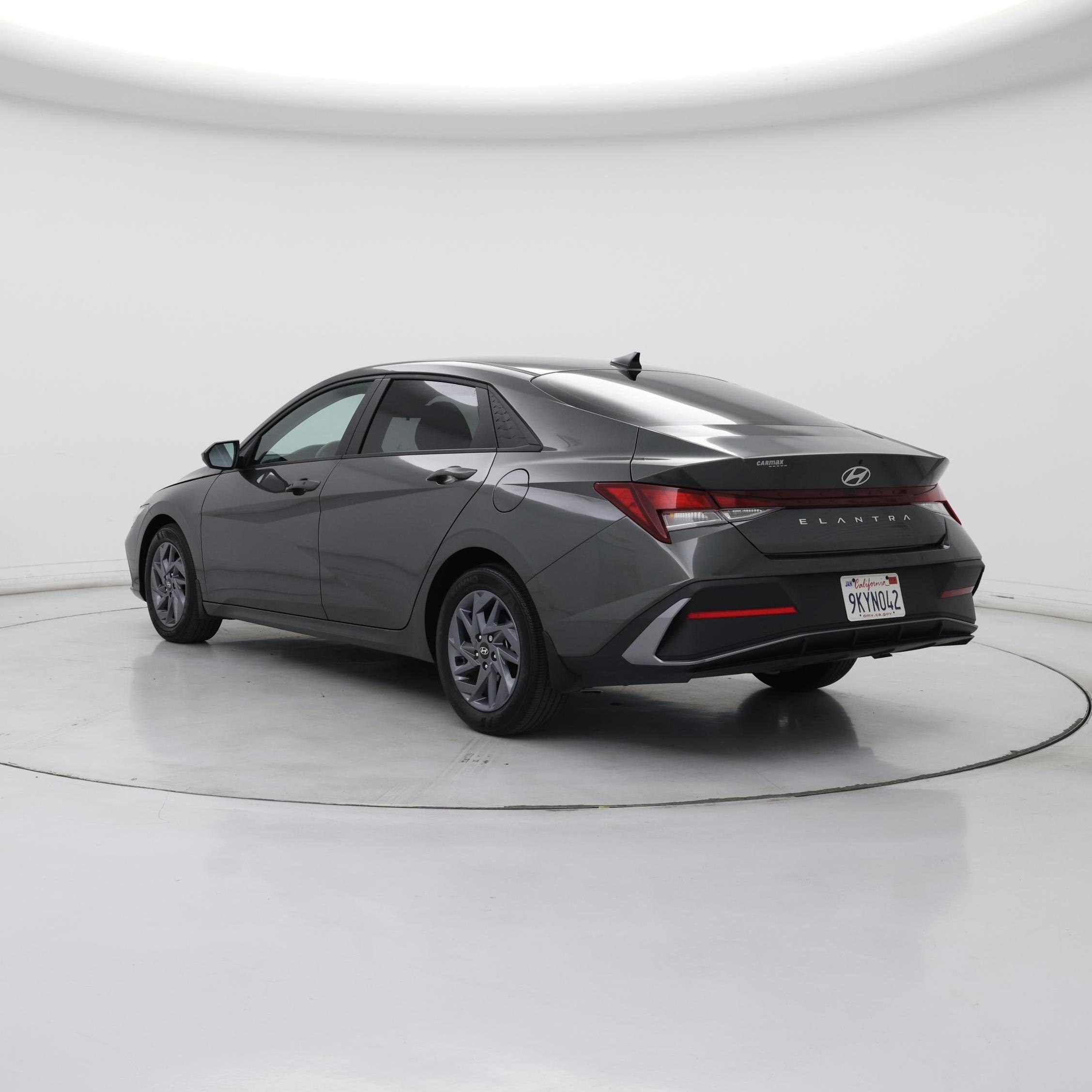 Thumbnail: 2024 Hyundai Elantra - 2
