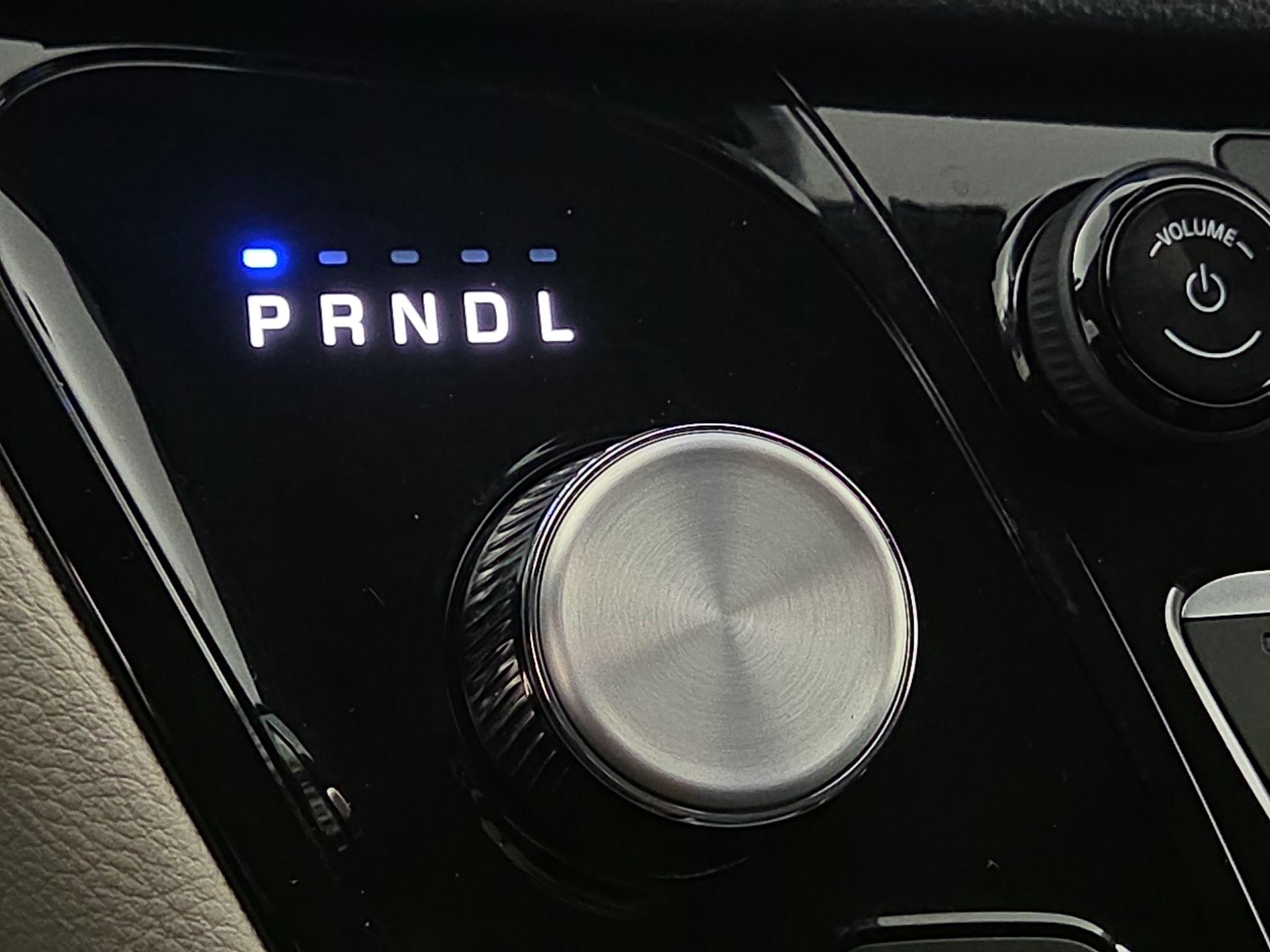 Thumbnail: 2024 Chrysler Pacifica - 18