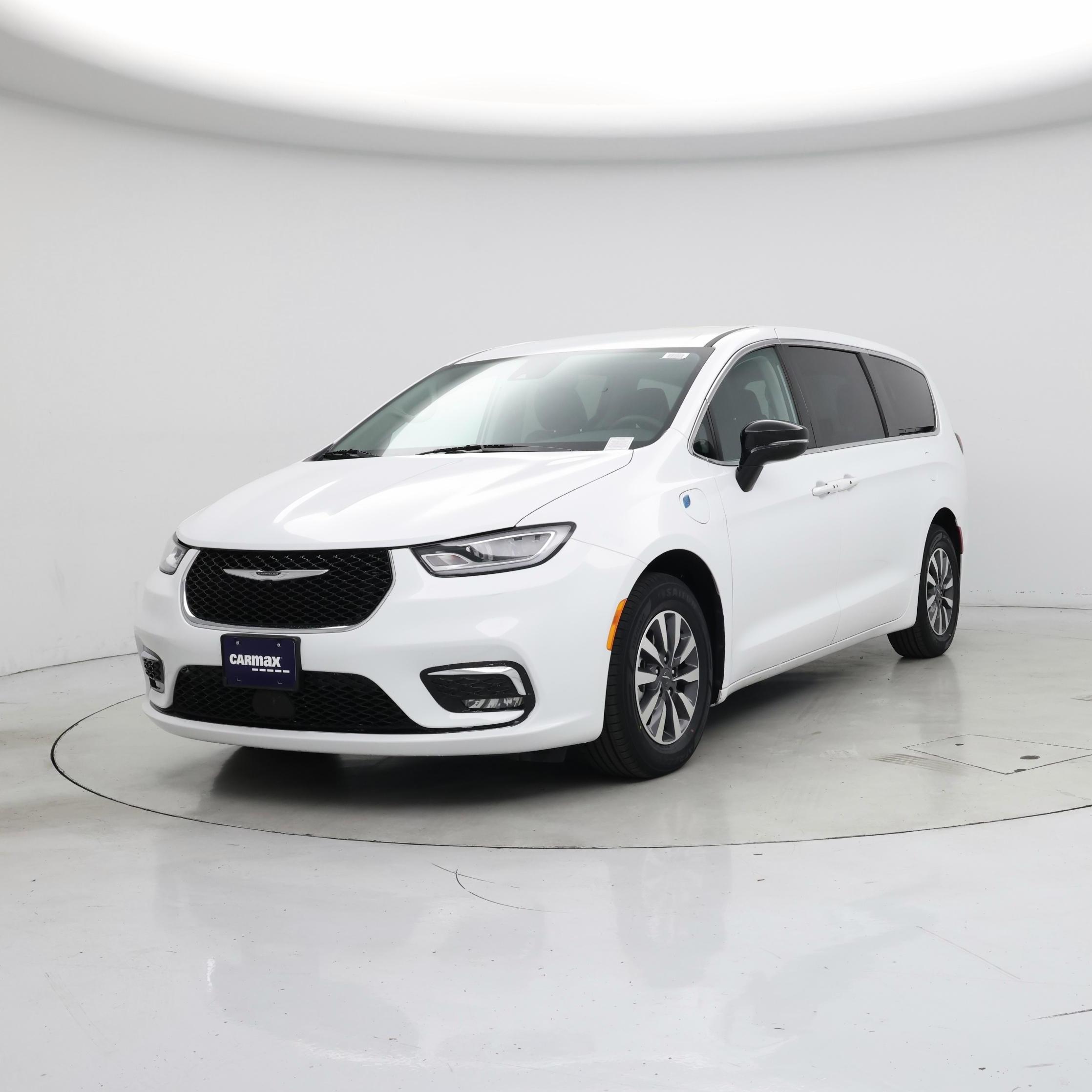 Thumbnail: 2024 Chrysler Pacifica - 4