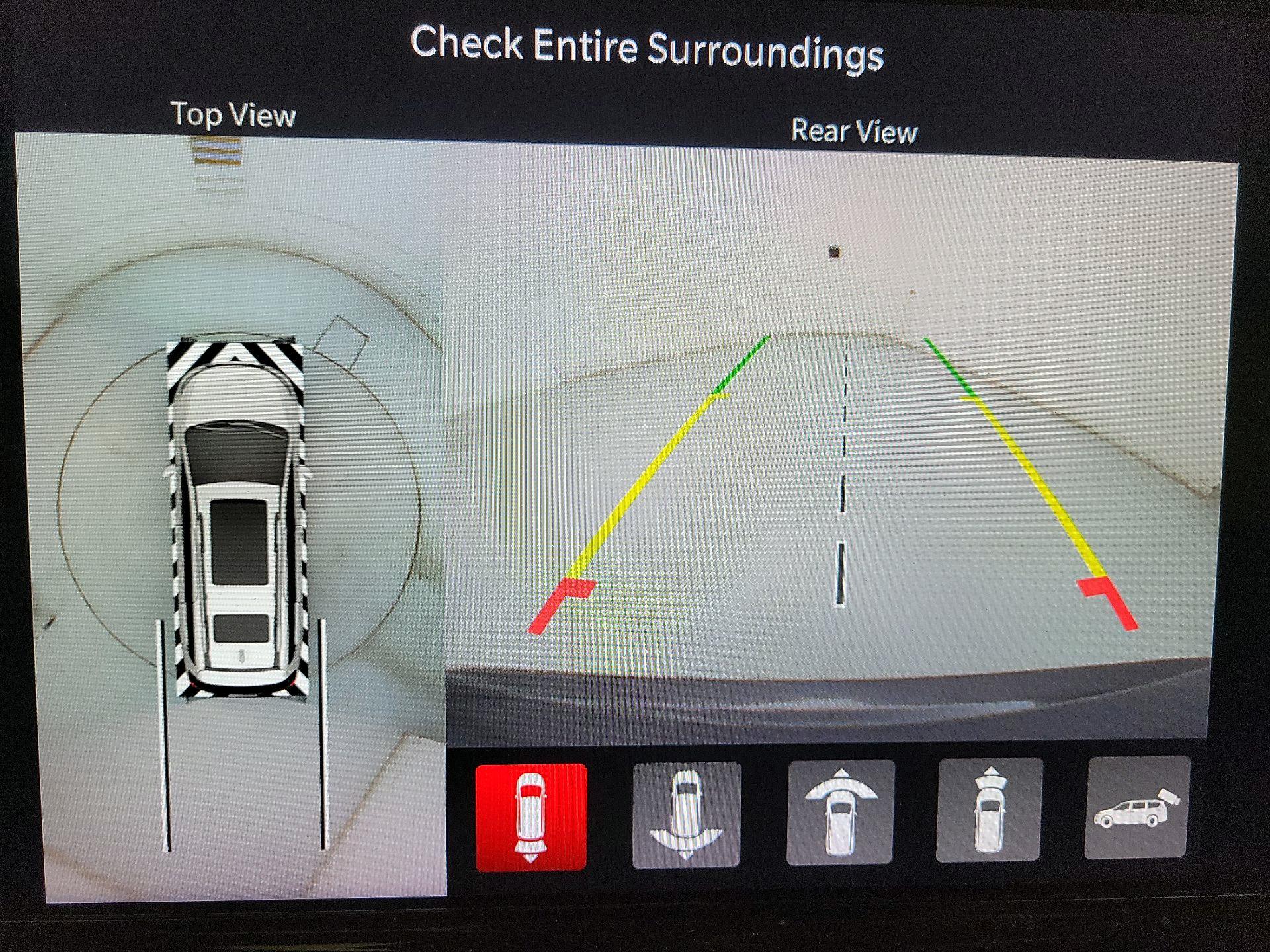 Thumbnail: 2023 Chrysler Pacifica - 15