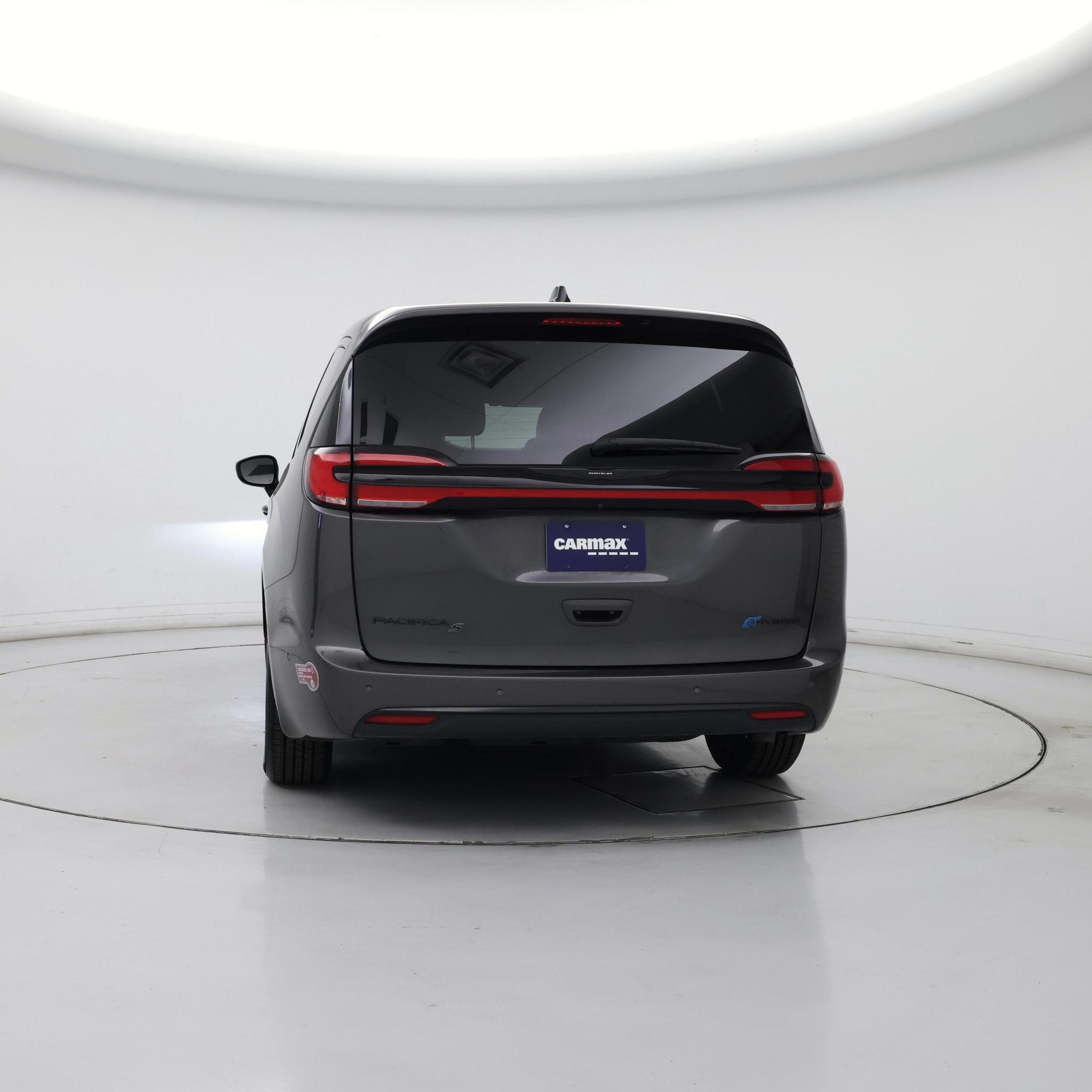 Thumbnail: 2023 Chrysler Pacifica - 6