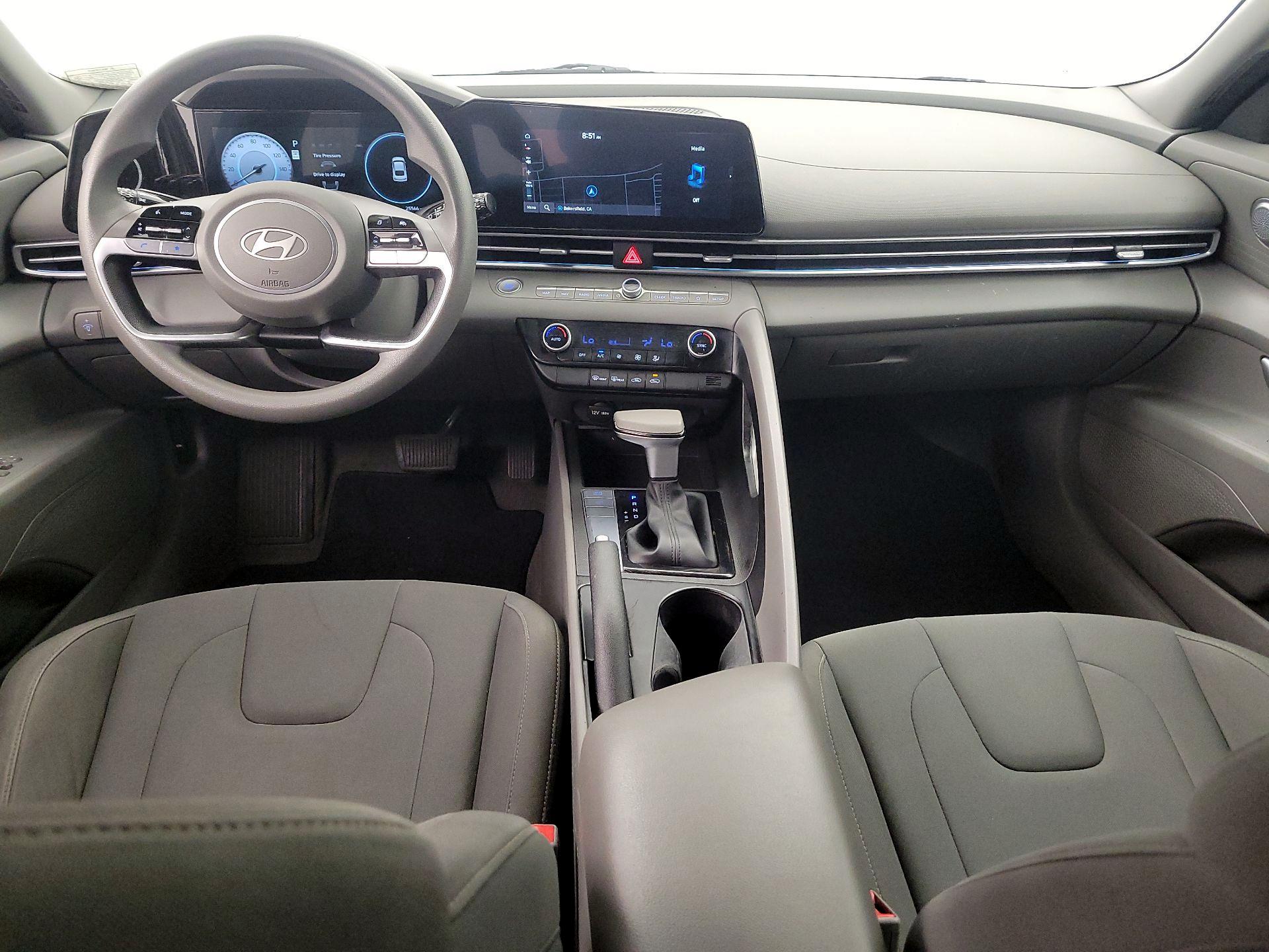 Thumbnail: 2024 Hyundai Elantra - 9