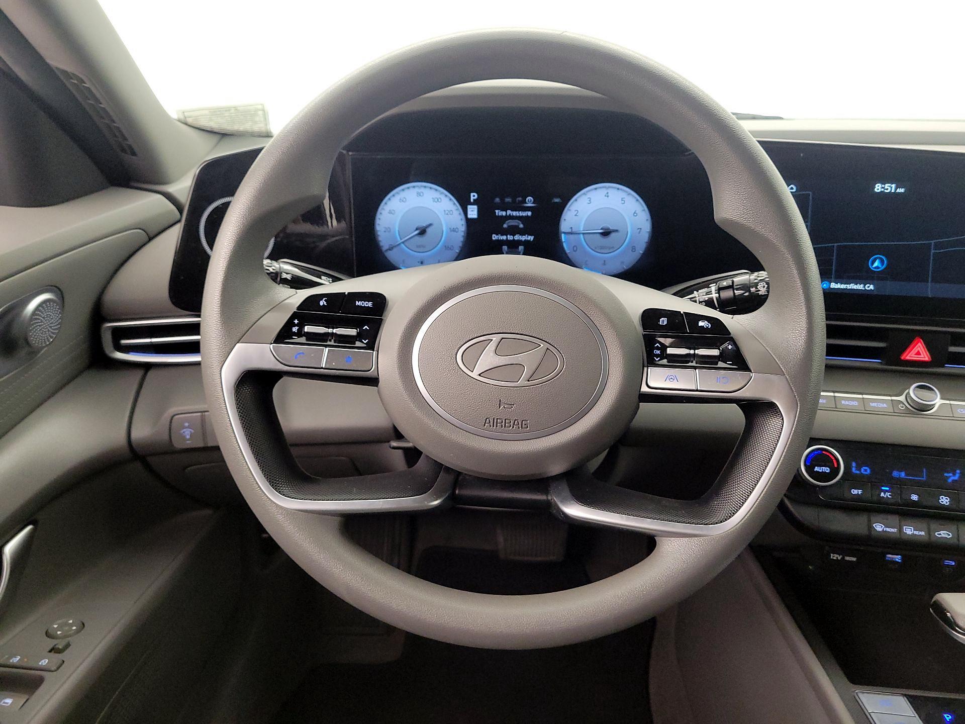 Thumbnail: 2024 Hyundai Elantra - 10