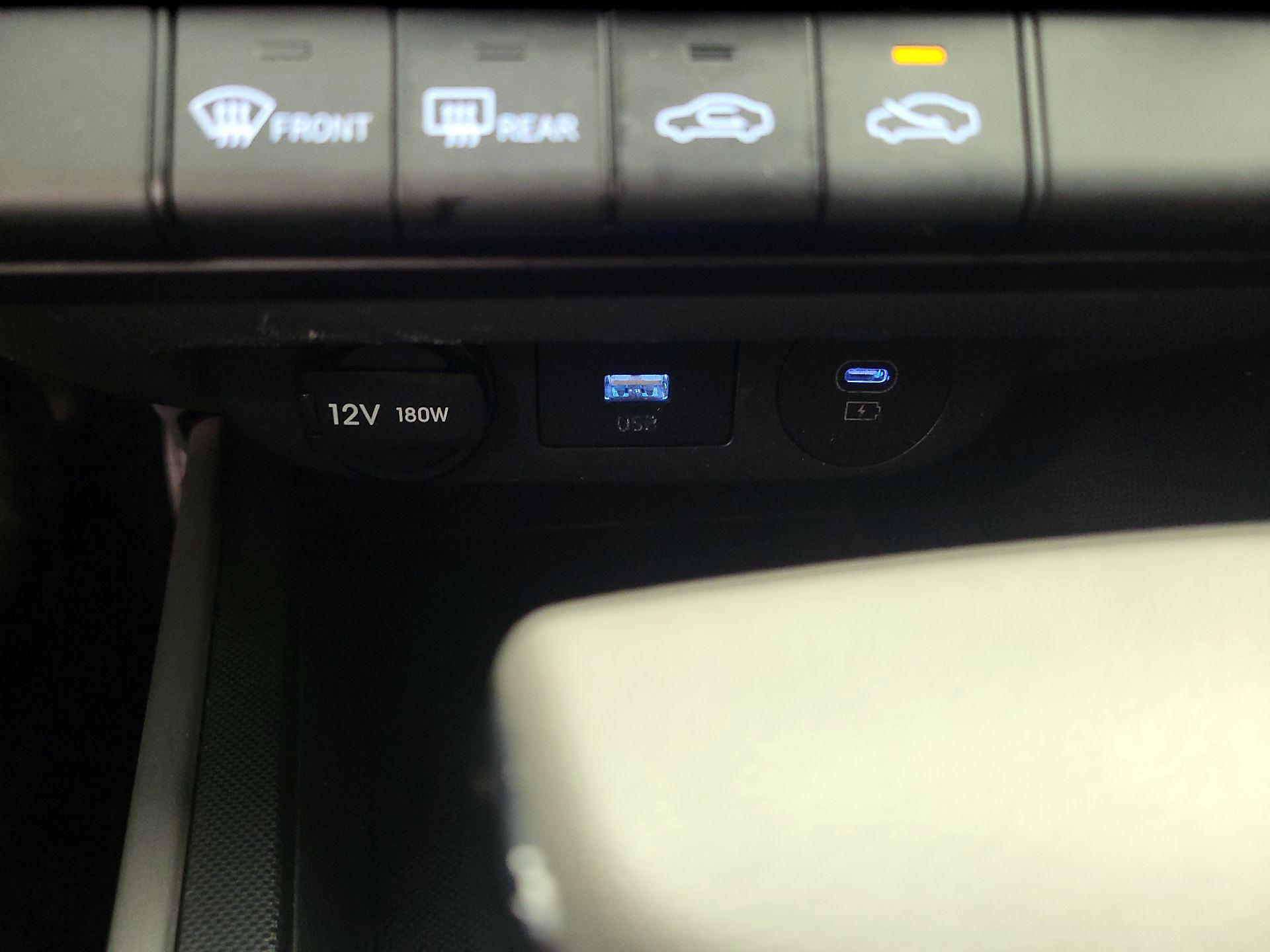 Thumbnail: 2024 Hyundai Elantra - 19