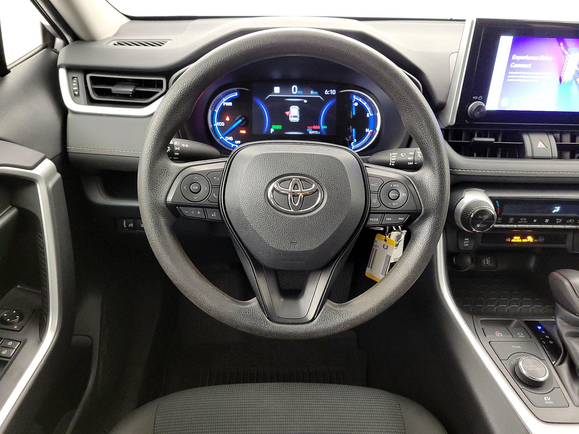 Thumbnail: 2023 Toyota RAV4 - 10