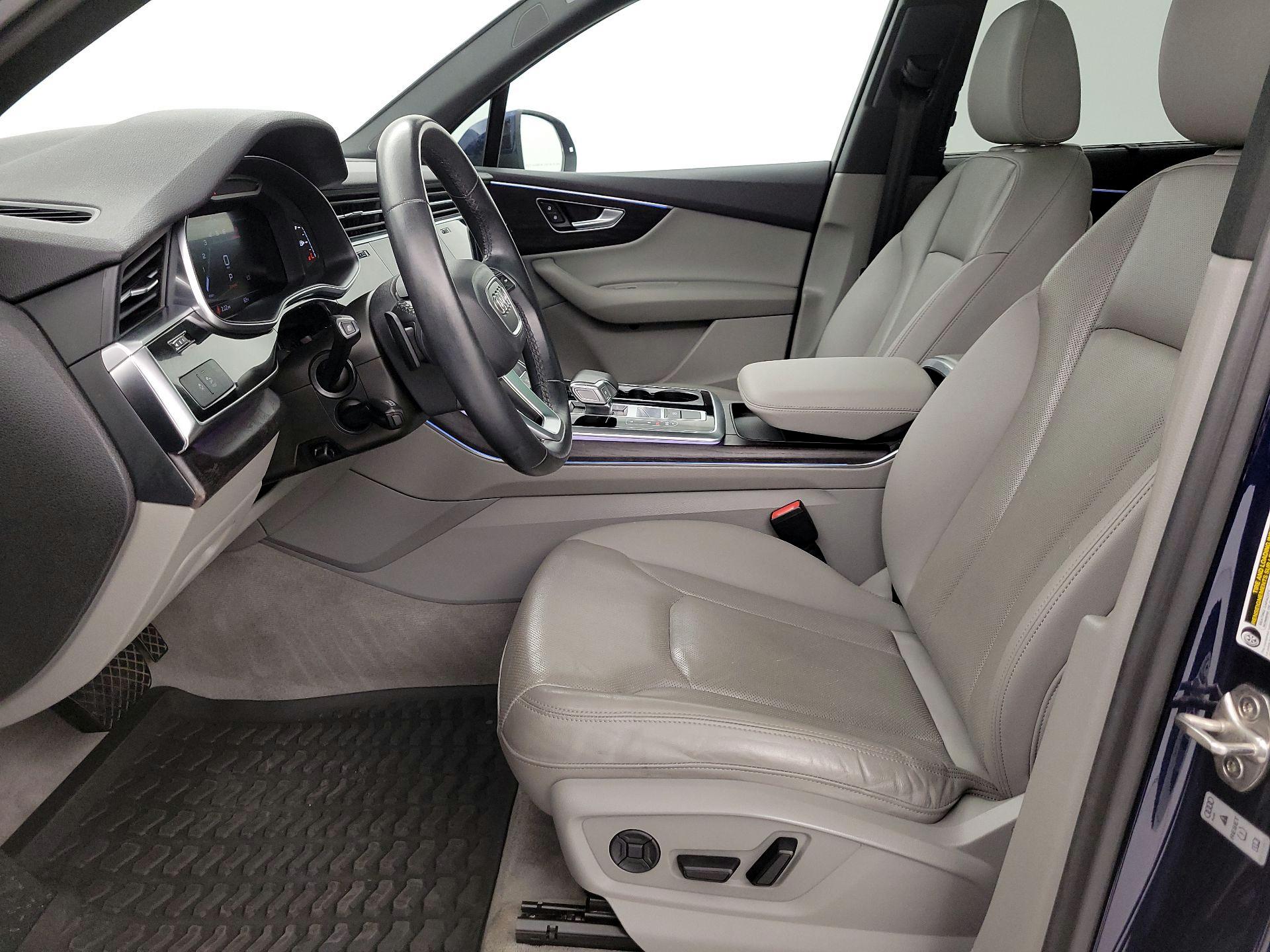 Thumbnail: 2022 Audi Q7 - 11