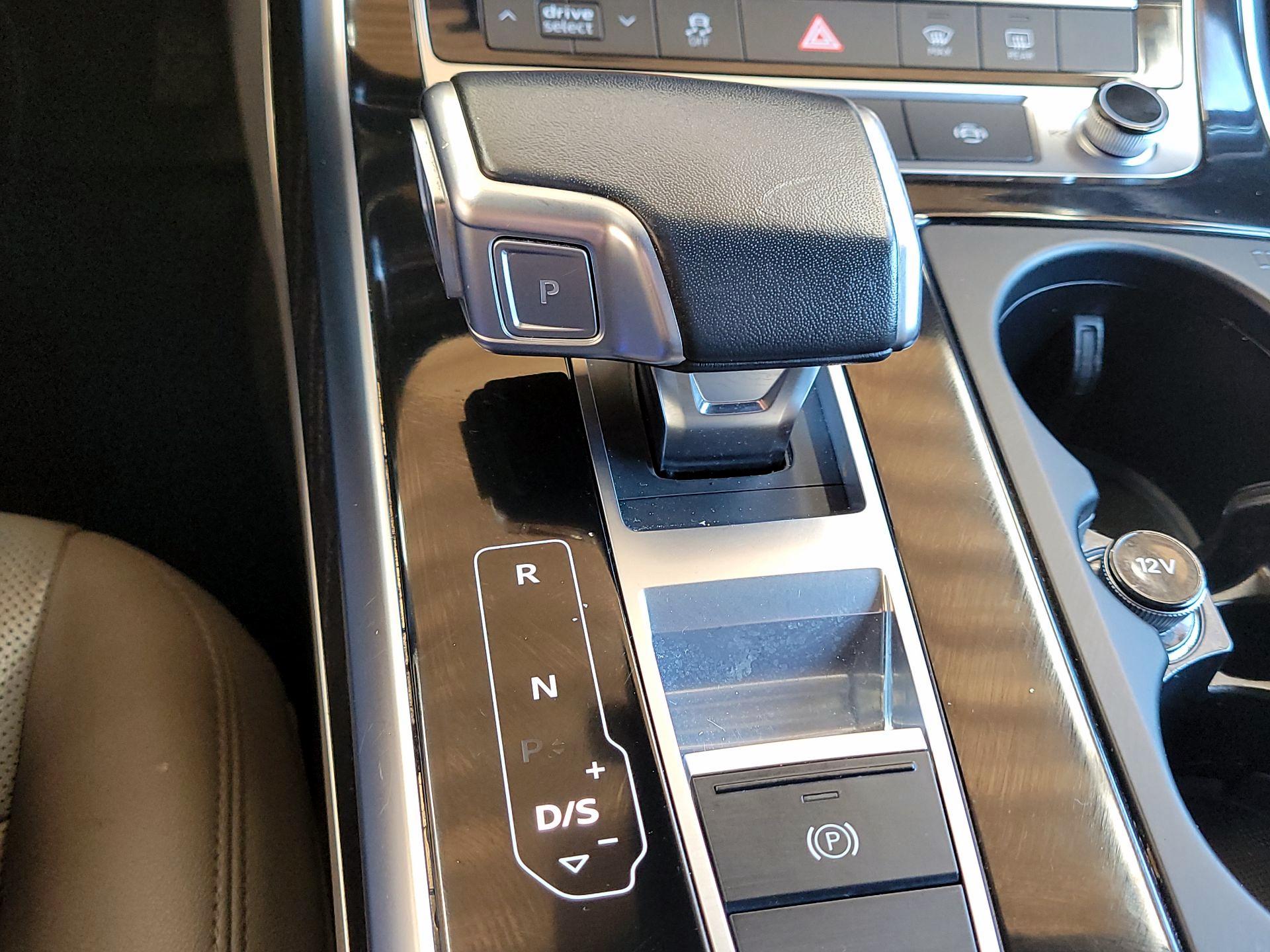 Thumbnail: 2022 Audi Q7 - 18