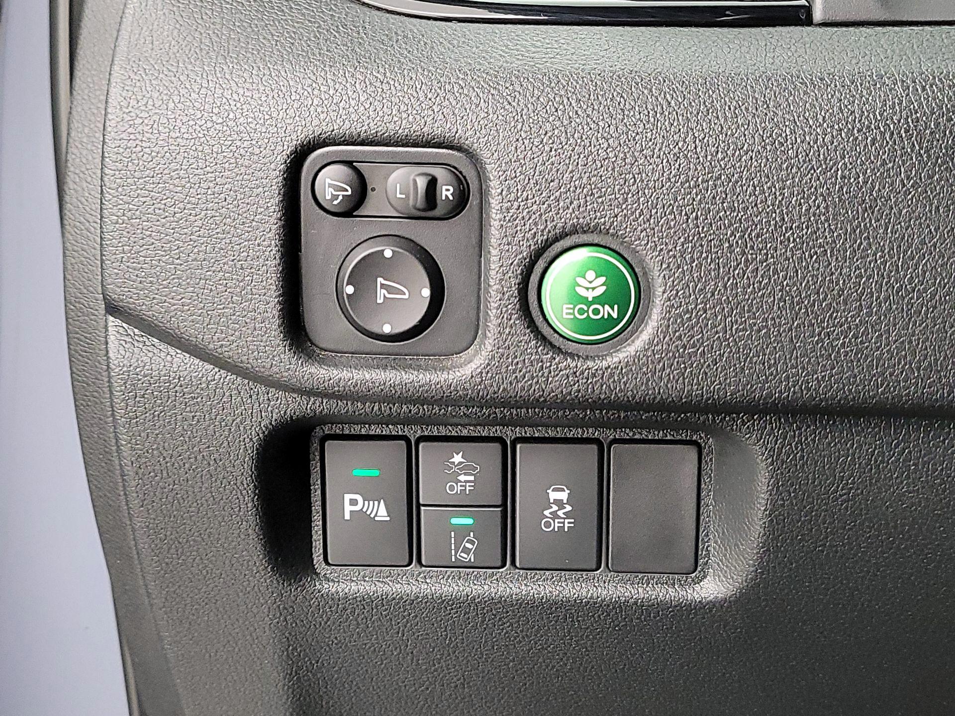 Thumbnail: 2022 Honda Pilot - 13