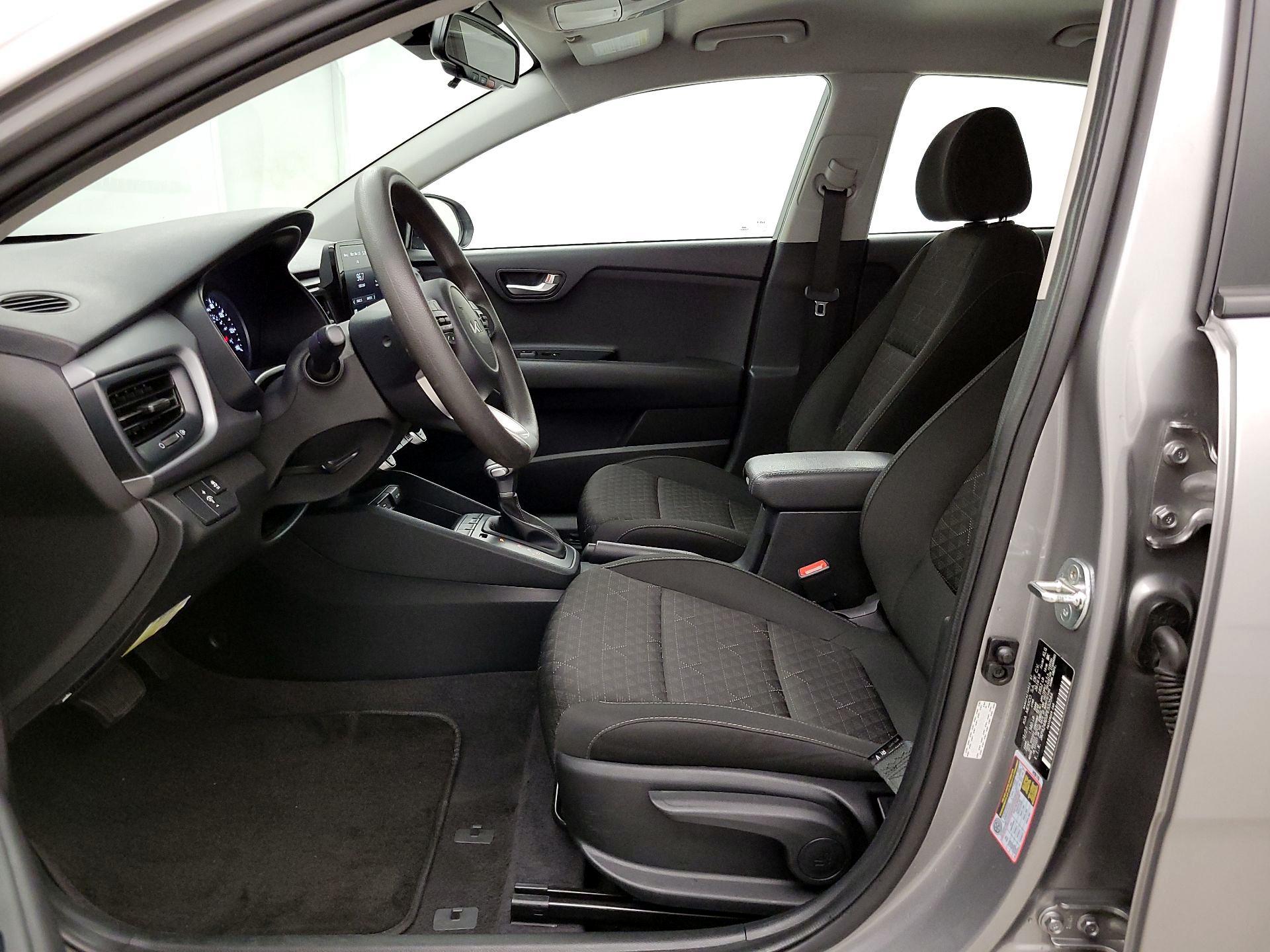 Thumbnail: 2023 Kia Rio - 11