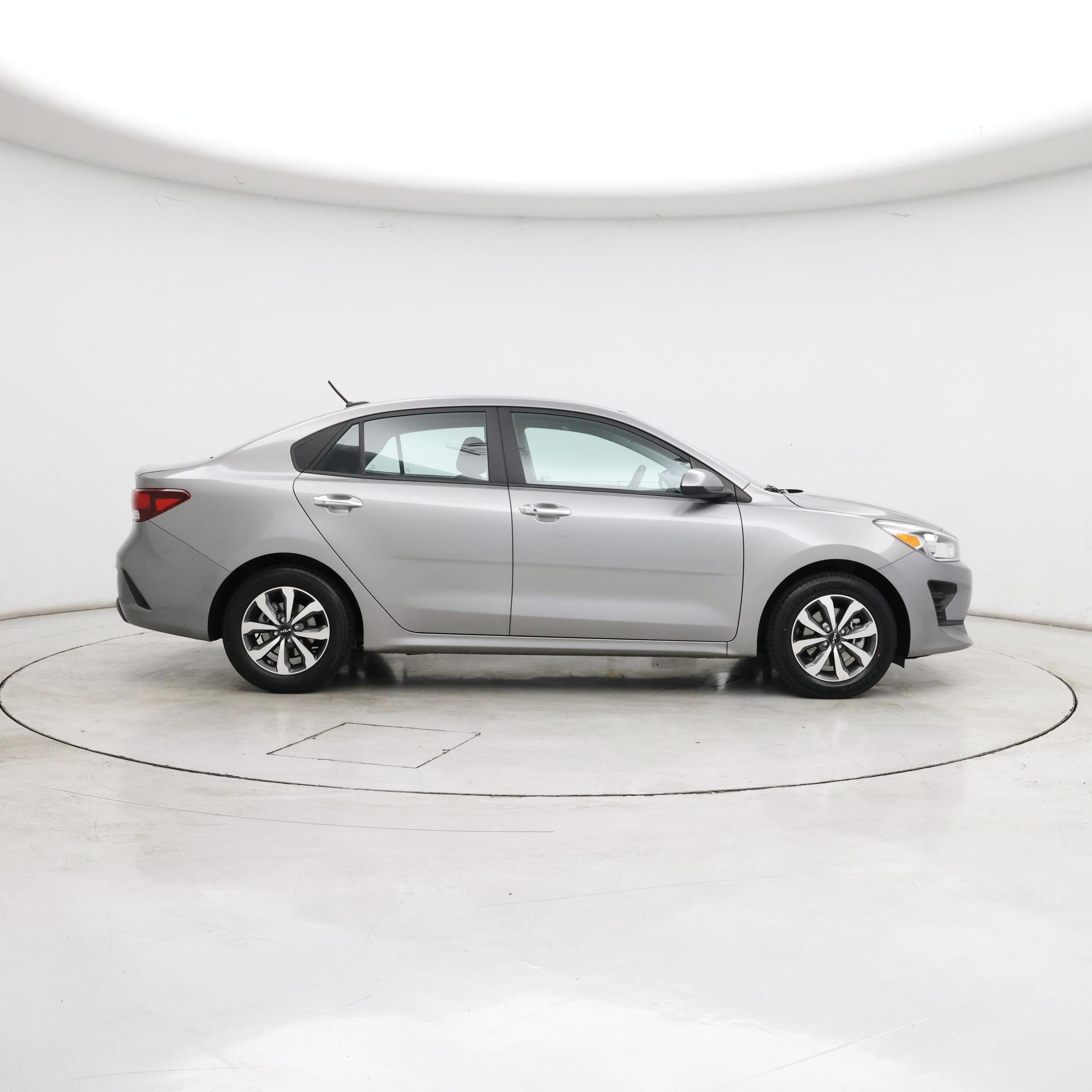 Thumbnail: 2023 Kia Rio - 7