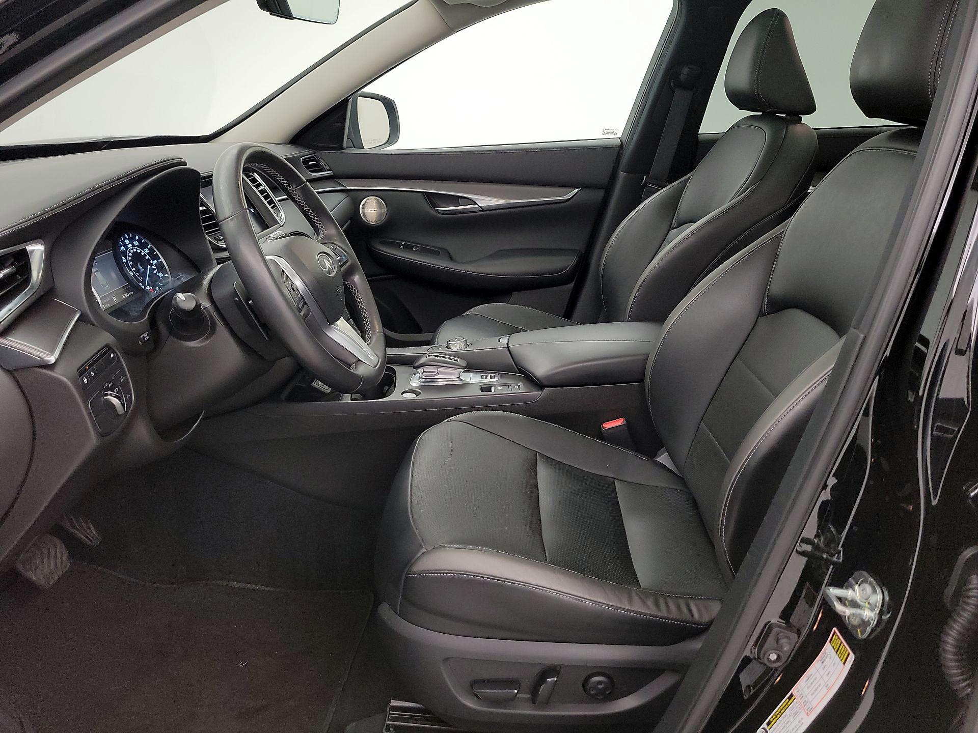 Thumbnail: 2023 INFINITI QX50 - 11