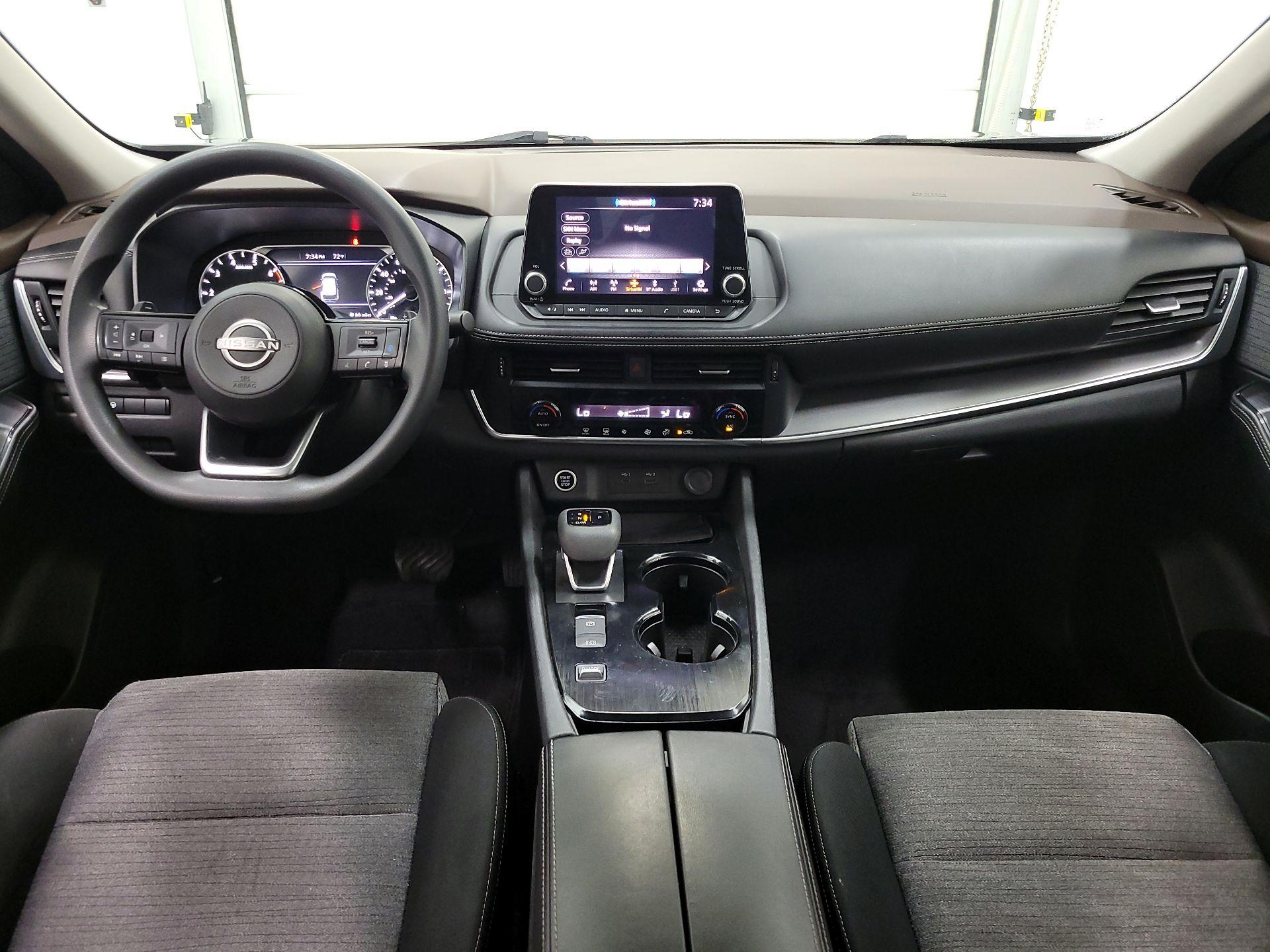 Thumbnail: 2023 Nissan Rogue - 9