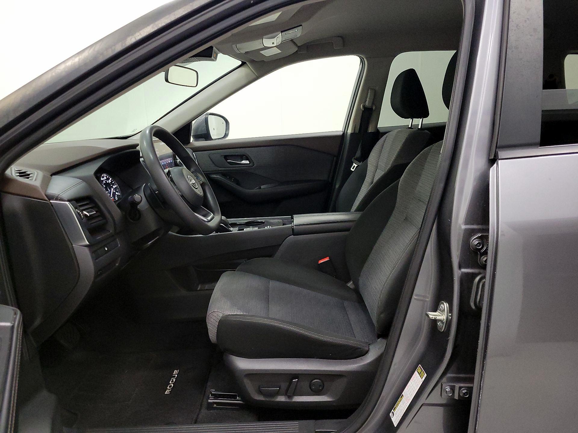 Thumbnail: 2023 Nissan Rogue - 11