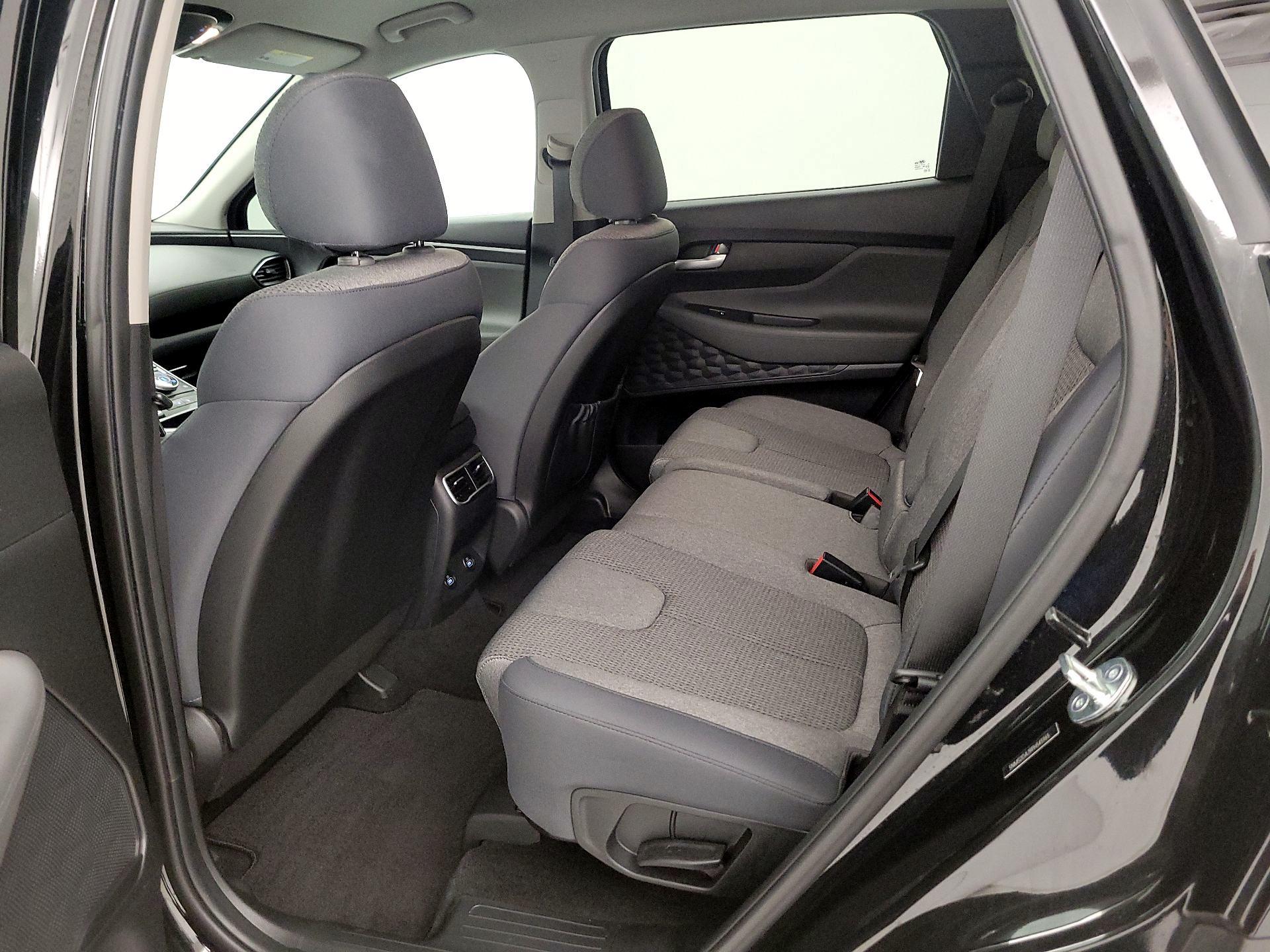 Thumbnail: 2023 Hyundai Santa Fe - 20