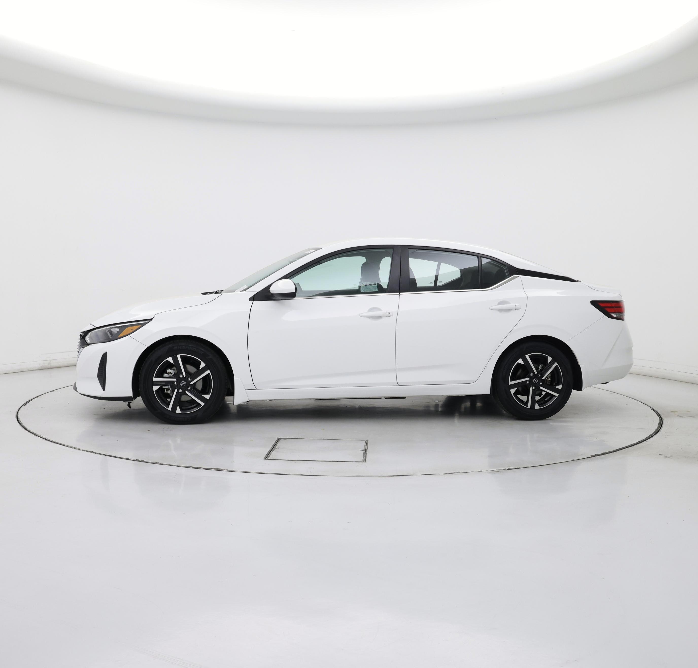 Thumbnail: 2025 Nissan Sentra - 3