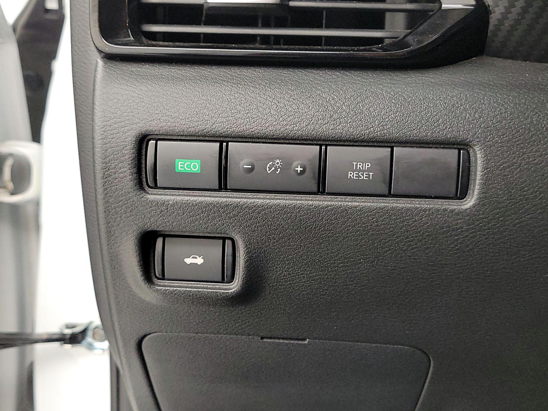 Thumbnail: 2023 Nissan Sentra - 13