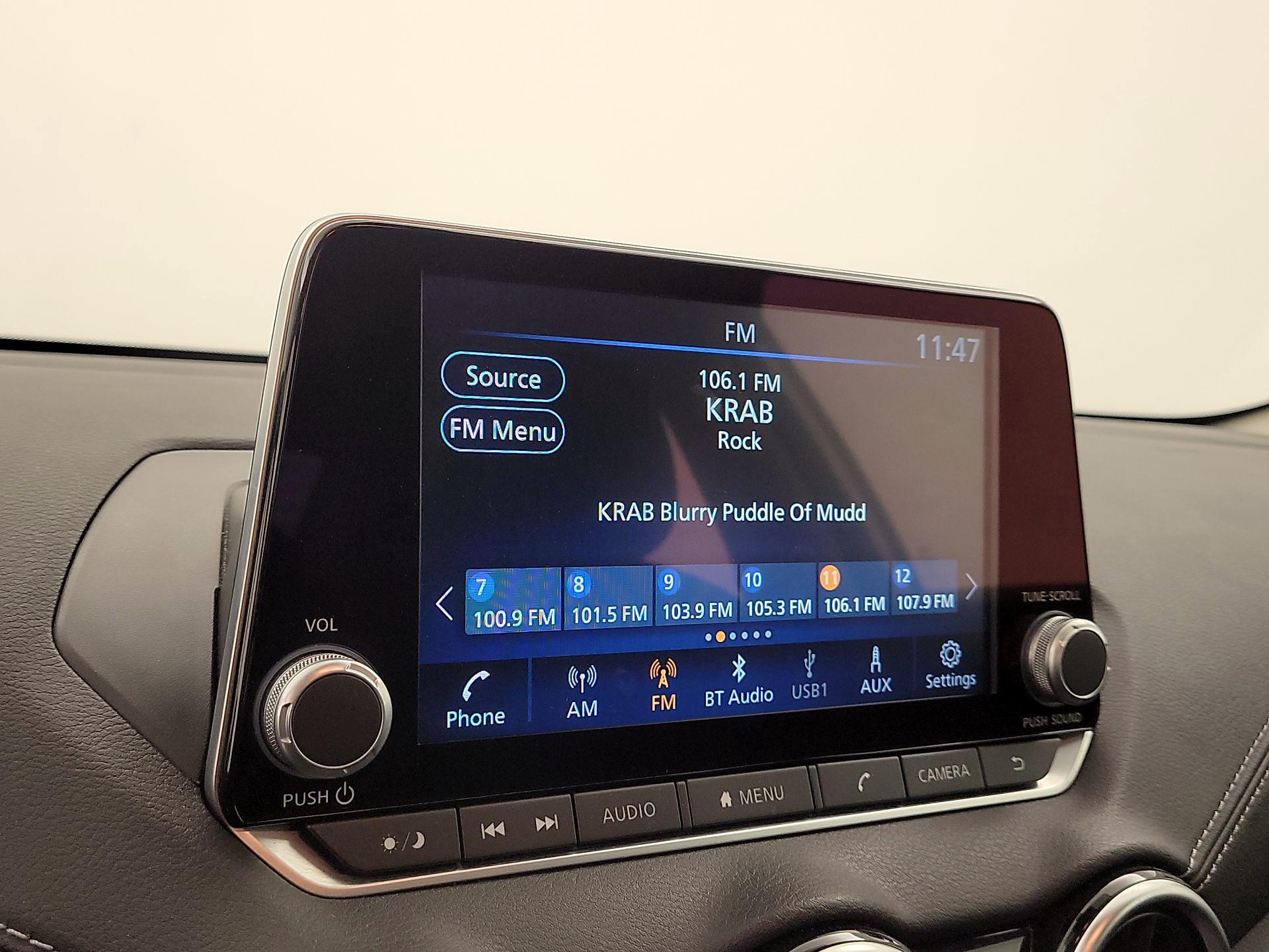 Thumbnail: 2023 Nissan Sentra - 15