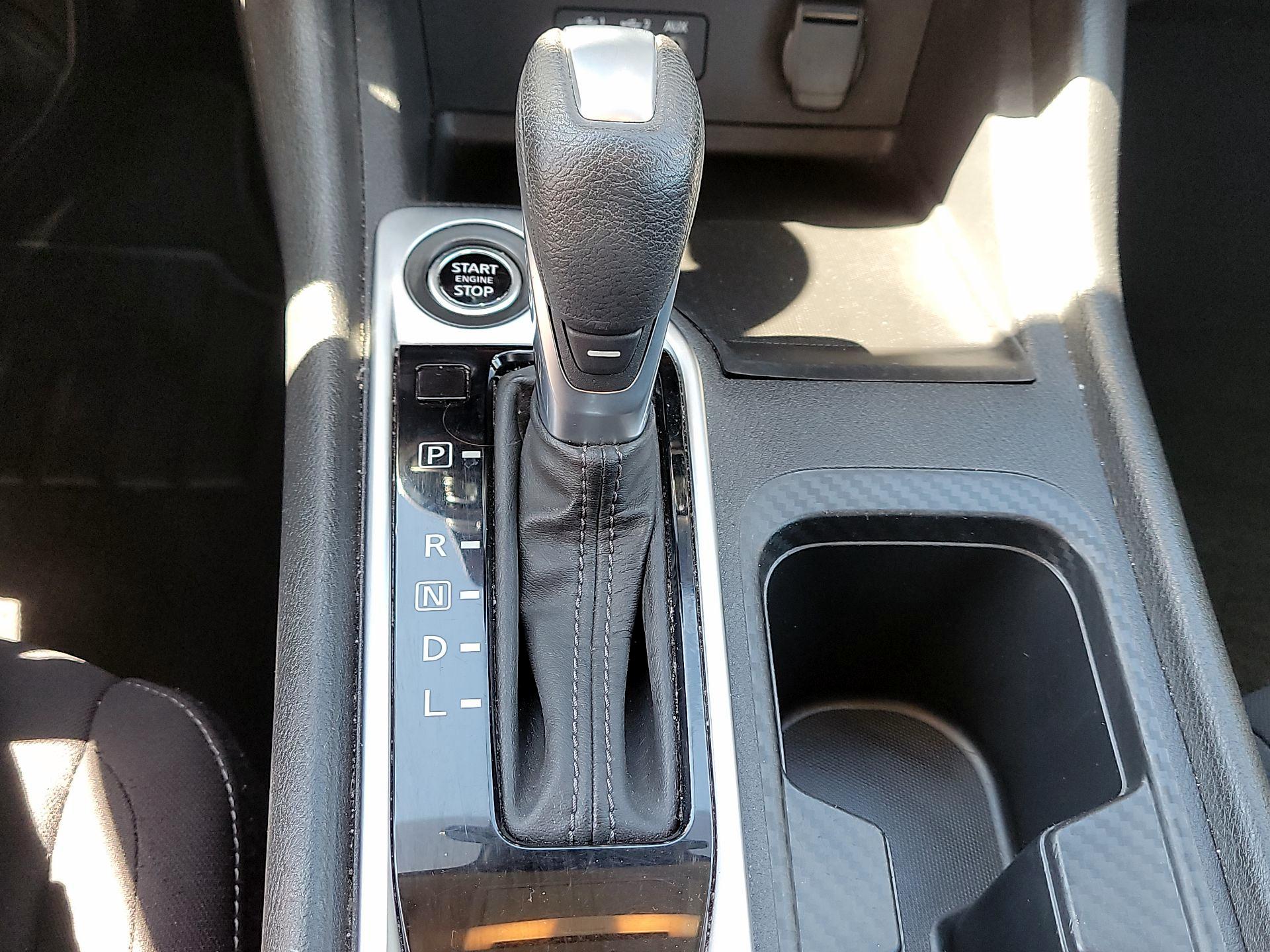 Thumbnail: 2023 Nissan Sentra - 17