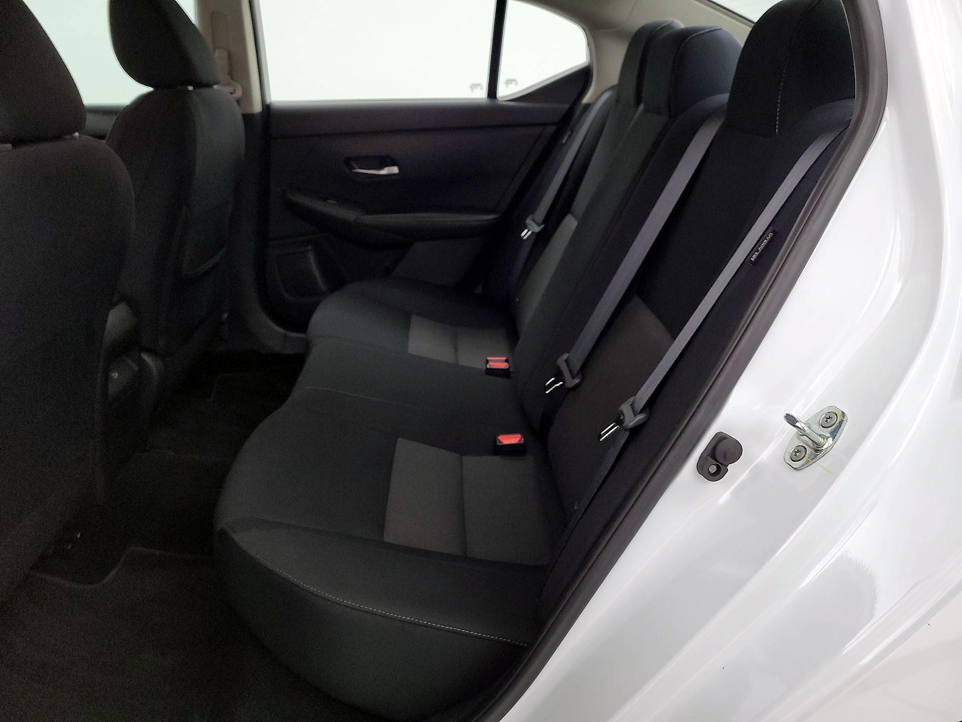 Thumbnail: 2023 Nissan Sentra - 19