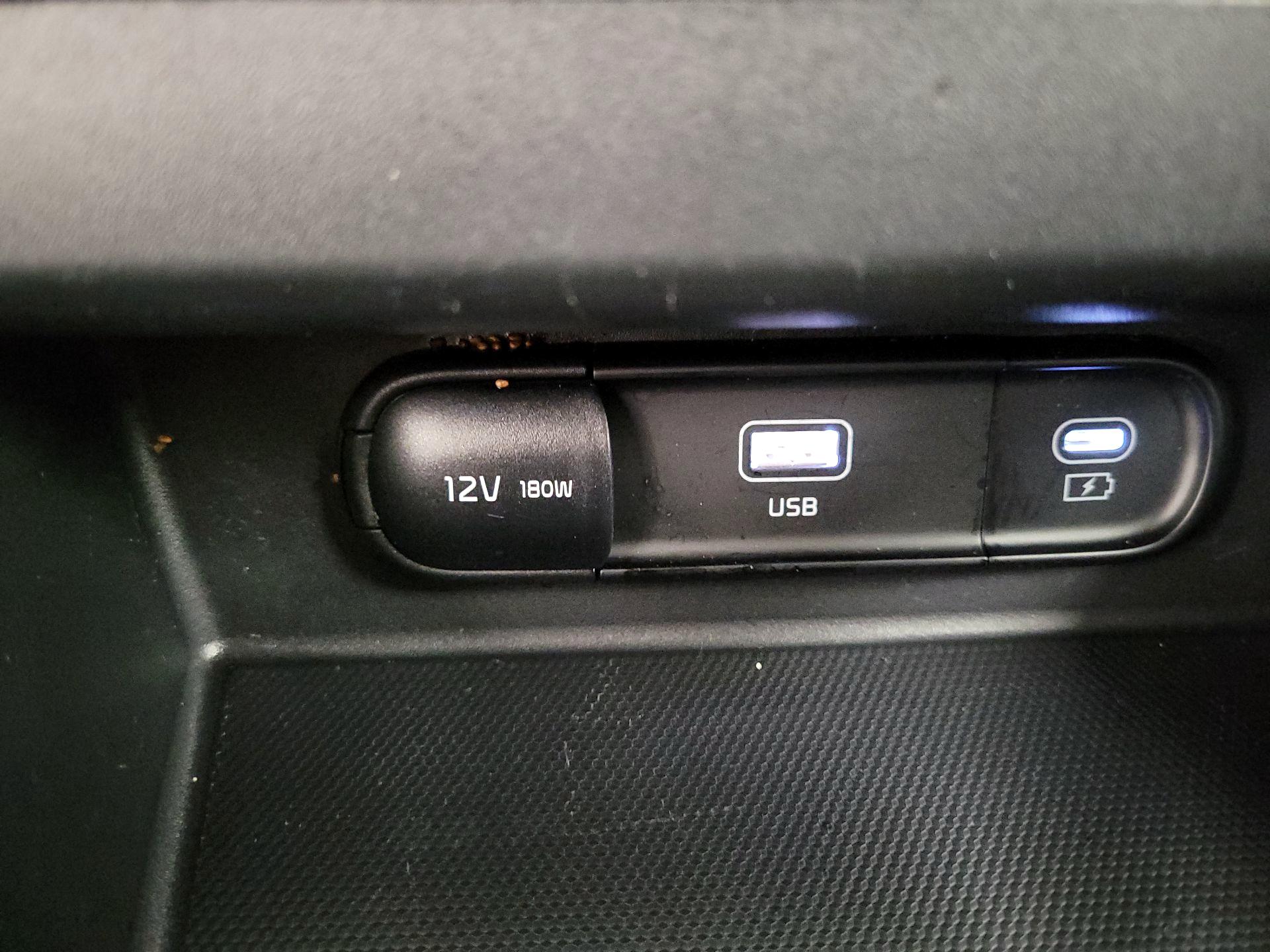 Thumbnail: 2025 Kia Seltos - 19