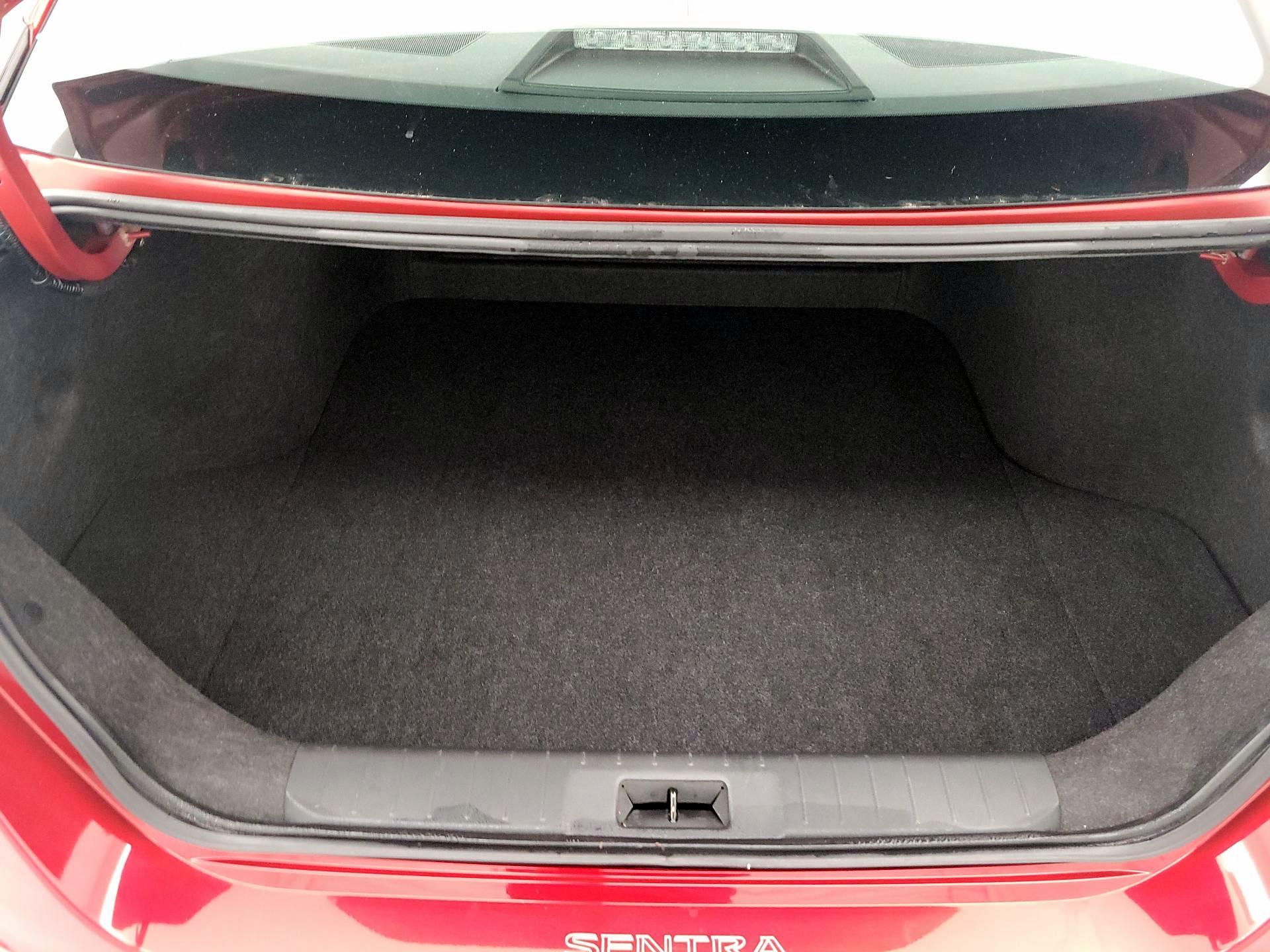 Thumbnail: 2023 Nissan Sentra - 20