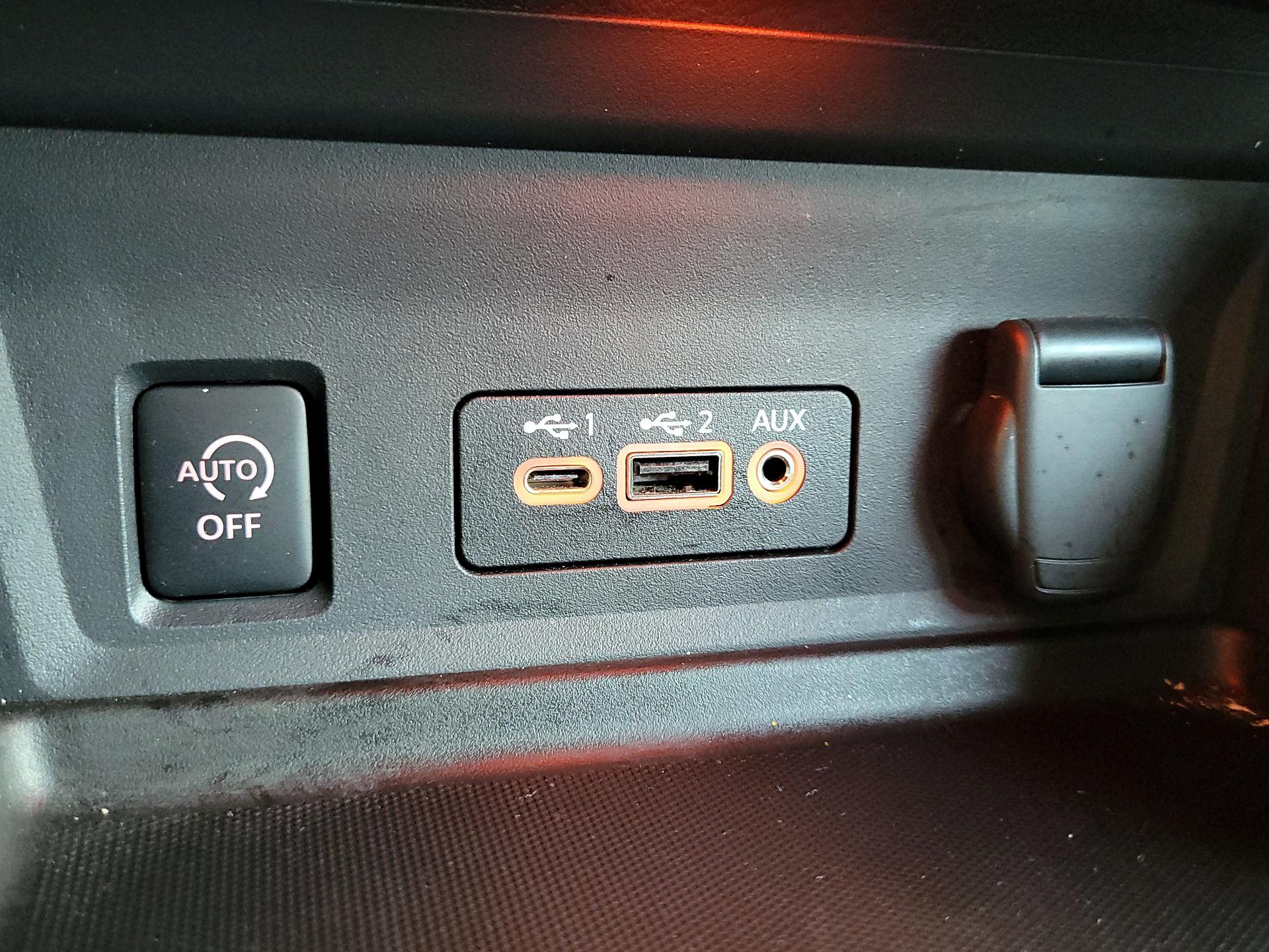 Thumbnail: 2024 Nissan Sentra - 18