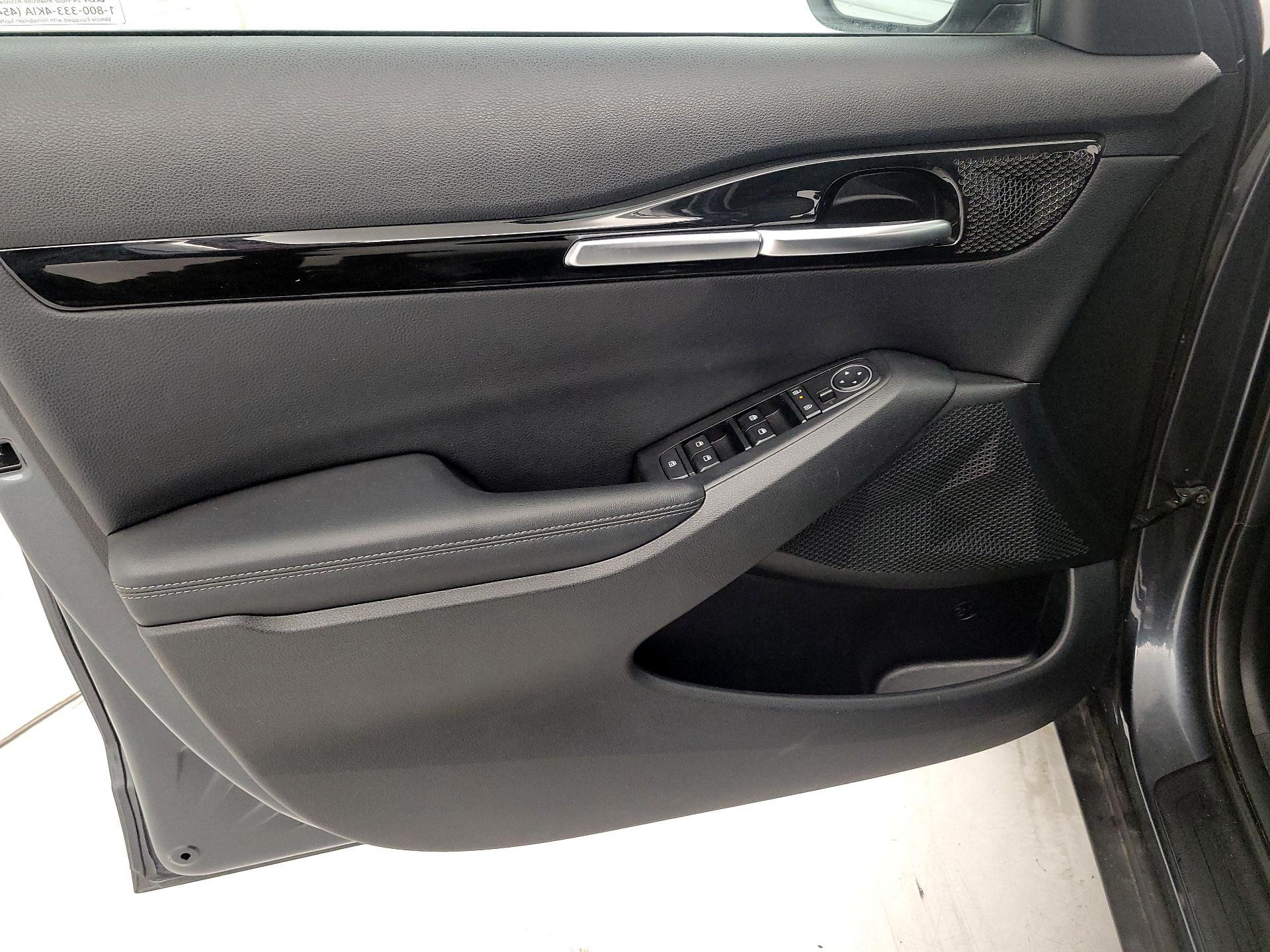 Thumbnail: 2024 Kia Seltos - 12