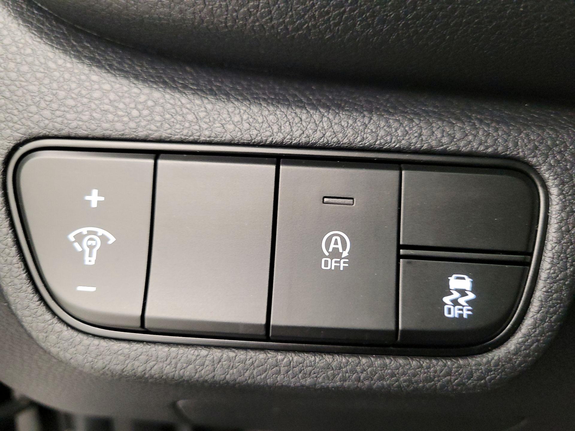 Thumbnail: 2024 Kia Seltos - 13