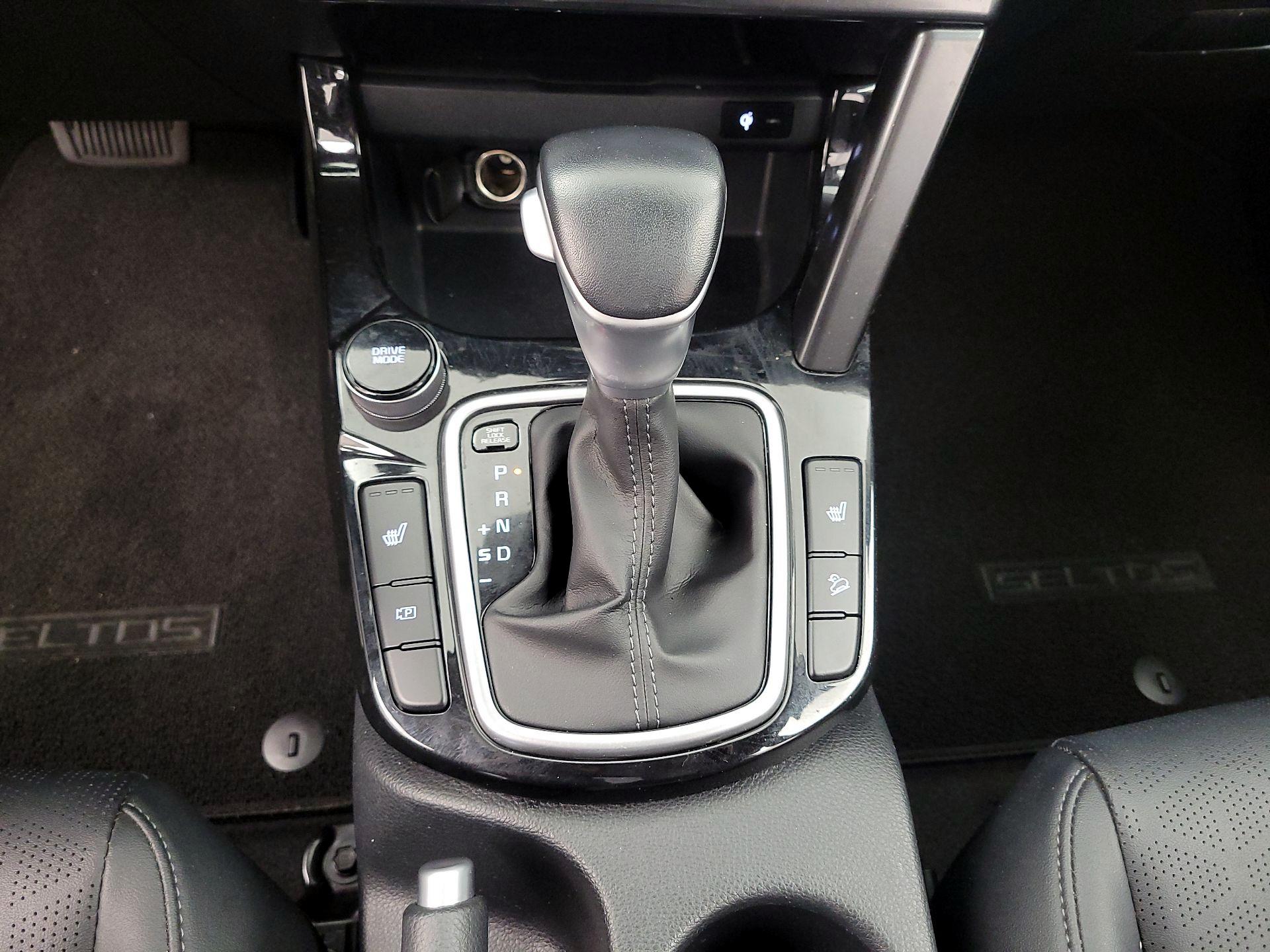 Thumbnail: 2024 Kia Seltos - 18