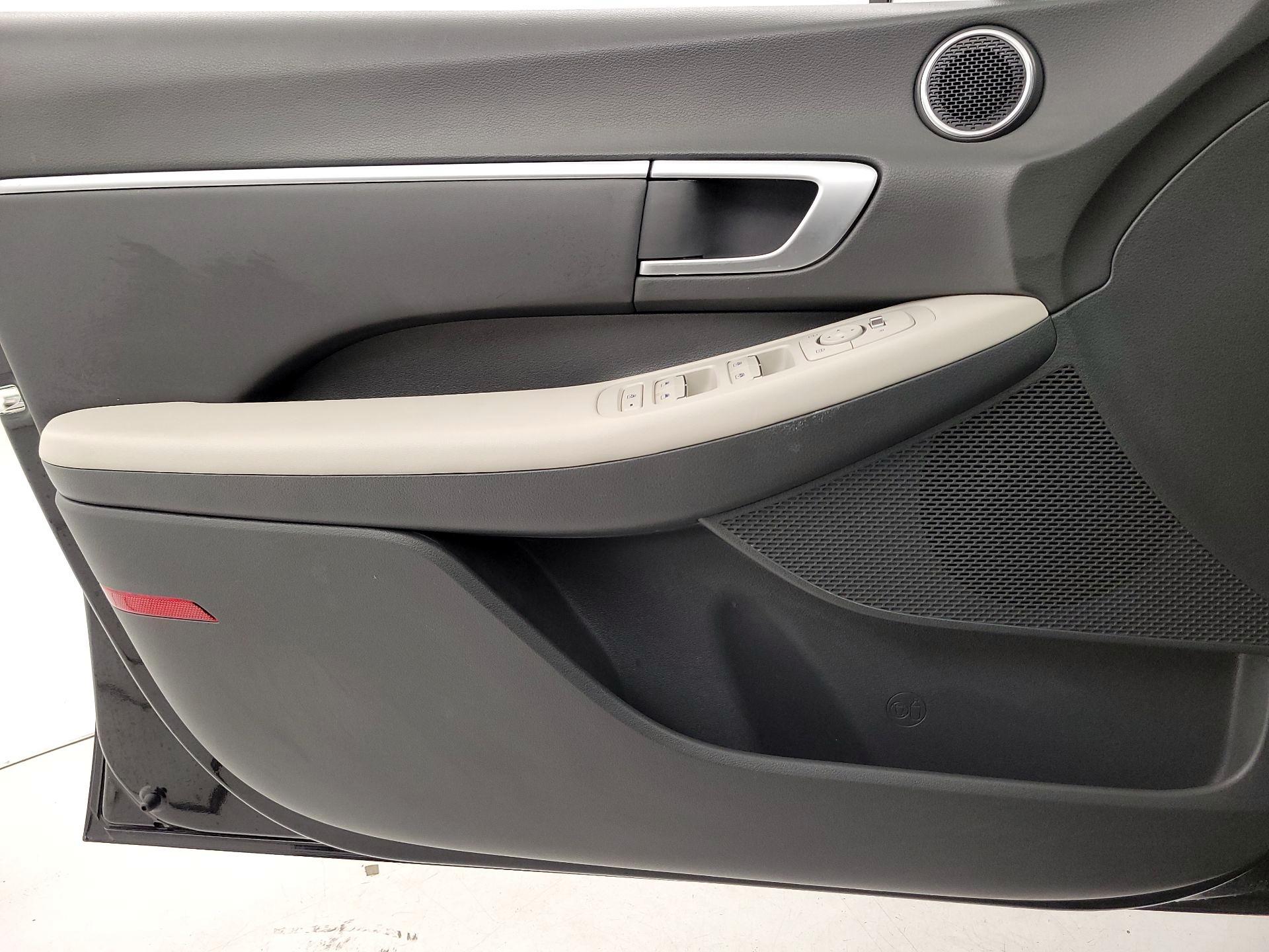 Thumbnail: 2025 Hyundai Sonata - 12