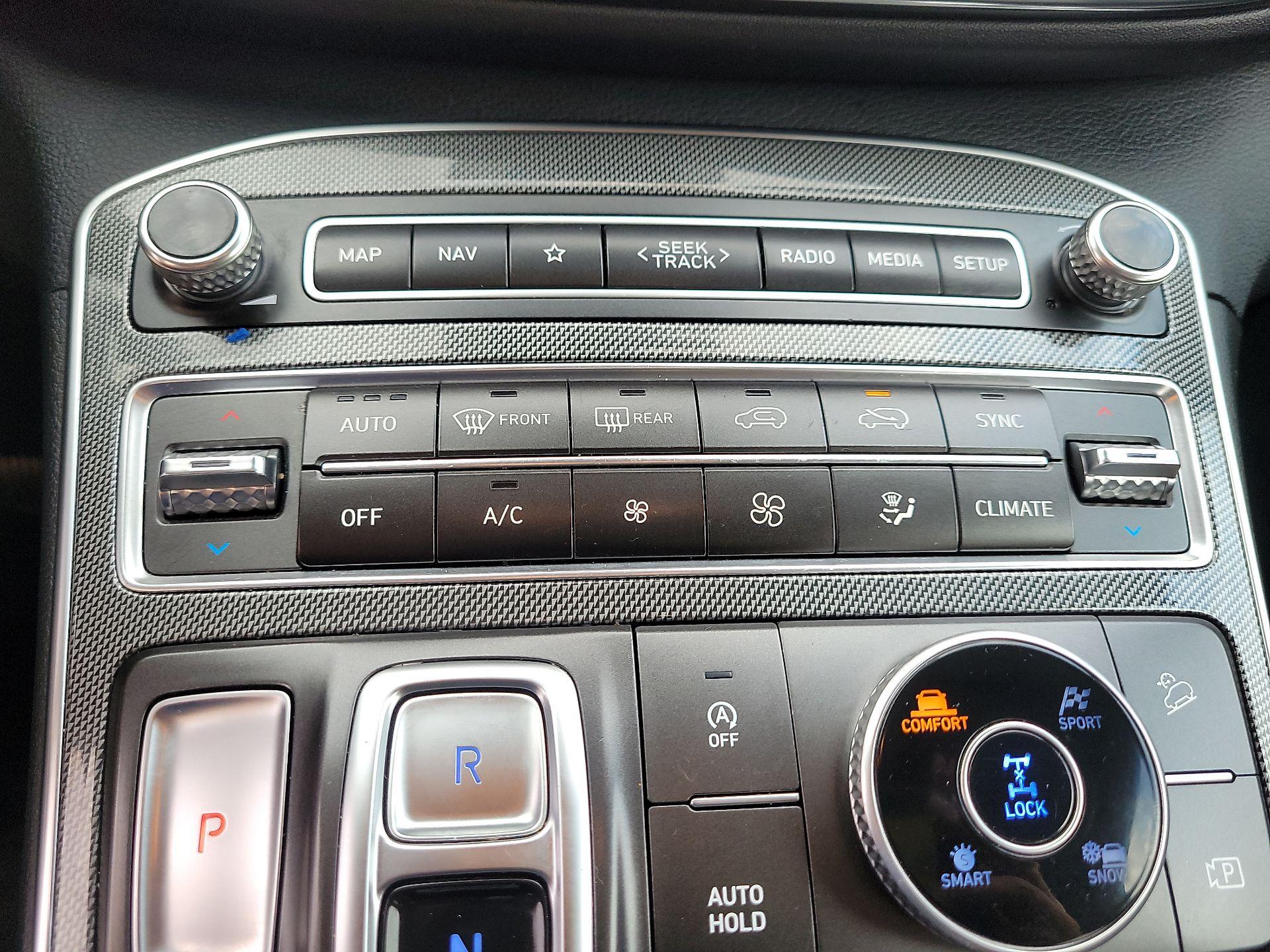 Thumbnail: 2023 Hyundai Santa Fe - 17