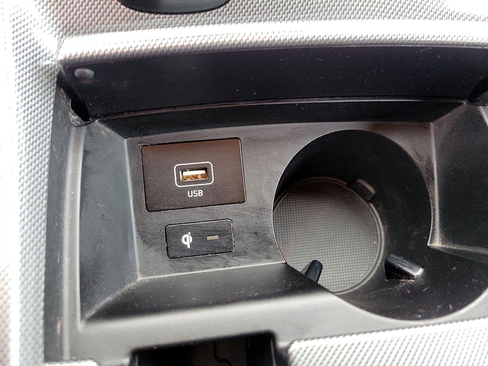 Thumbnail: 2023 Hyundai Santa Fe - 19