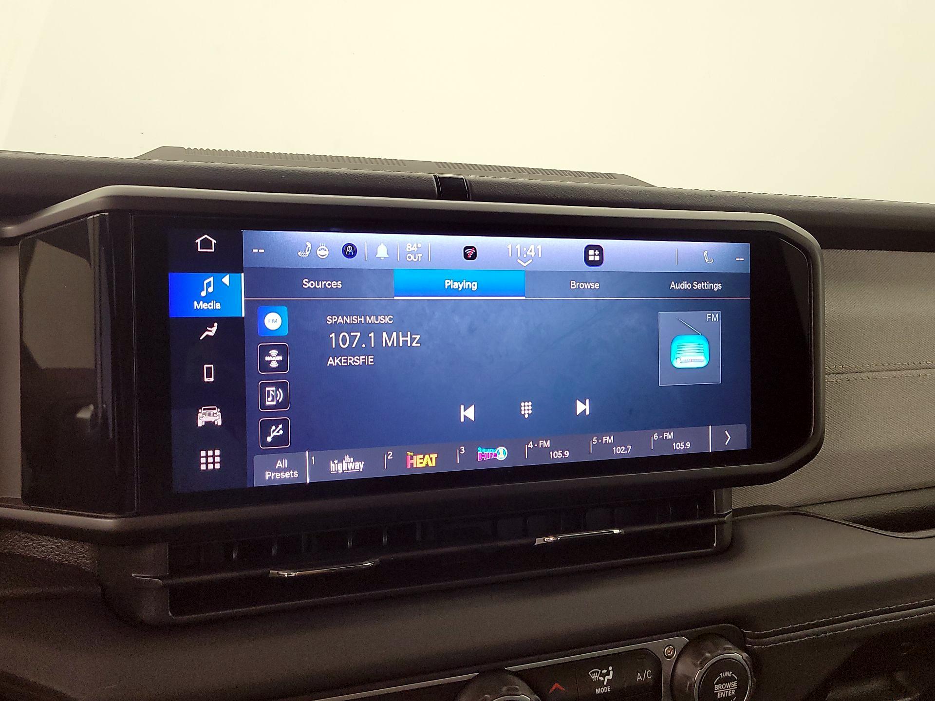 Thumbnail: 2025 Jeep Wrangler - 15