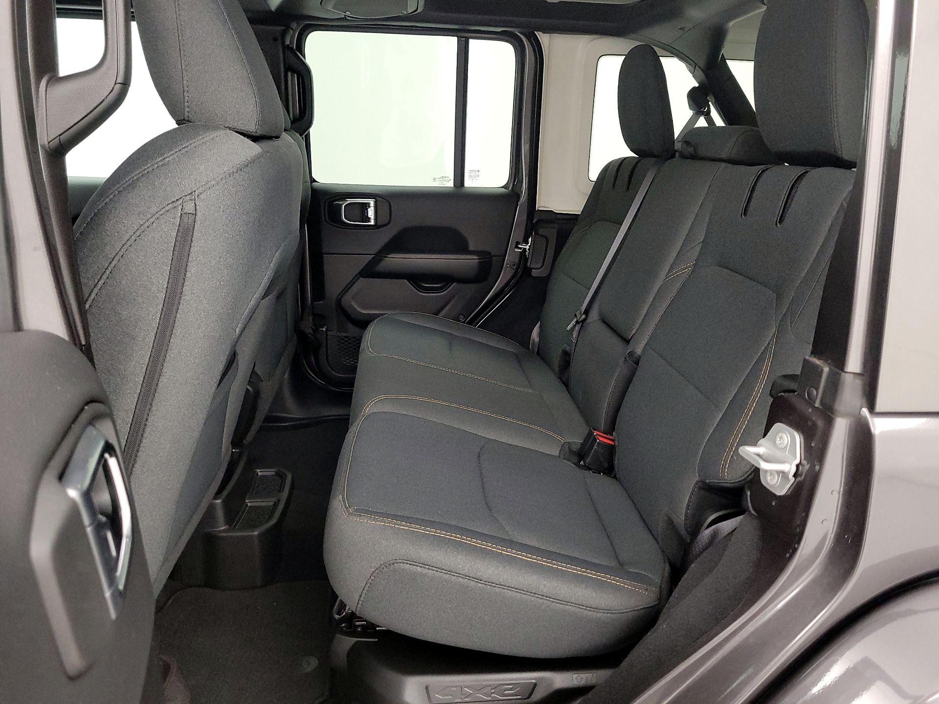 Thumbnail: 2025 Jeep Wrangler - 18