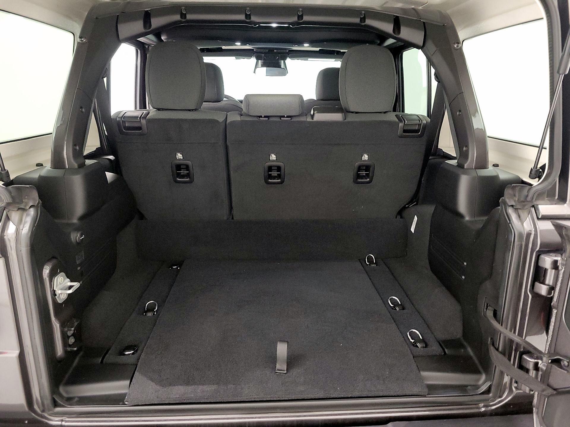 Thumbnail: 2025 Jeep Wrangler - 19