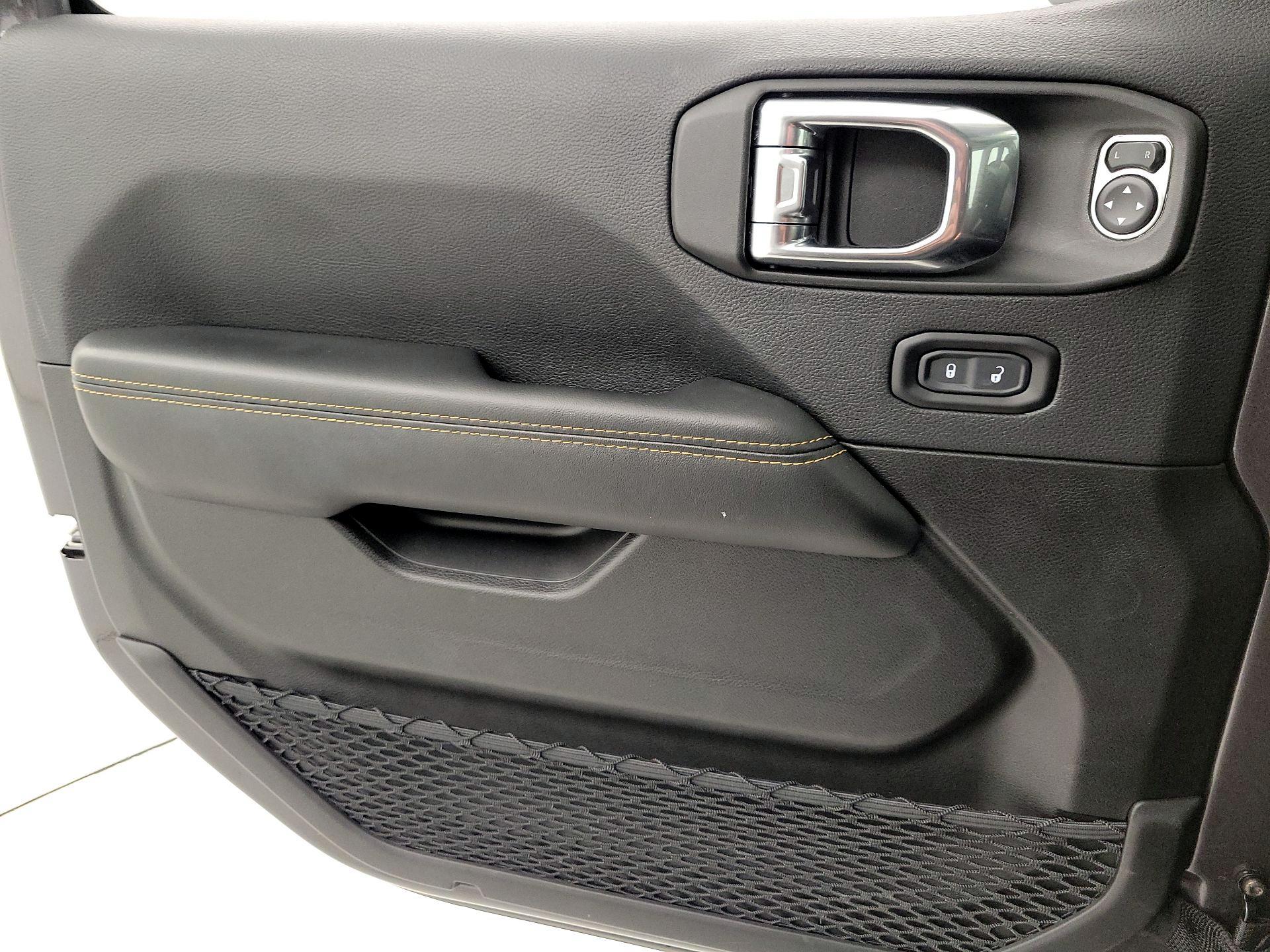 Thumbnail: 2025 Jeep Wrangler - 12