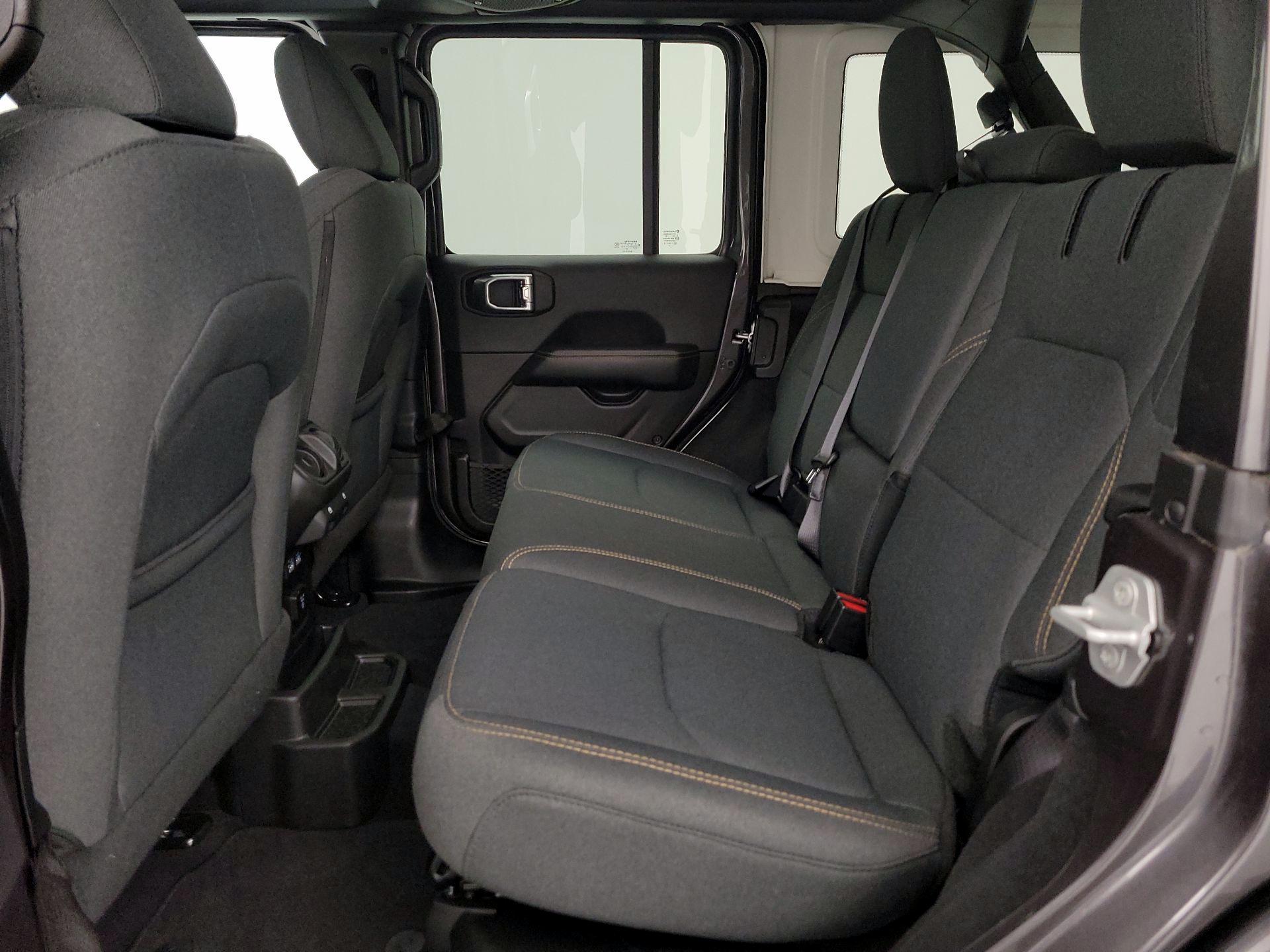 Thumbnail: 2025 Jeep Wrangler - 19